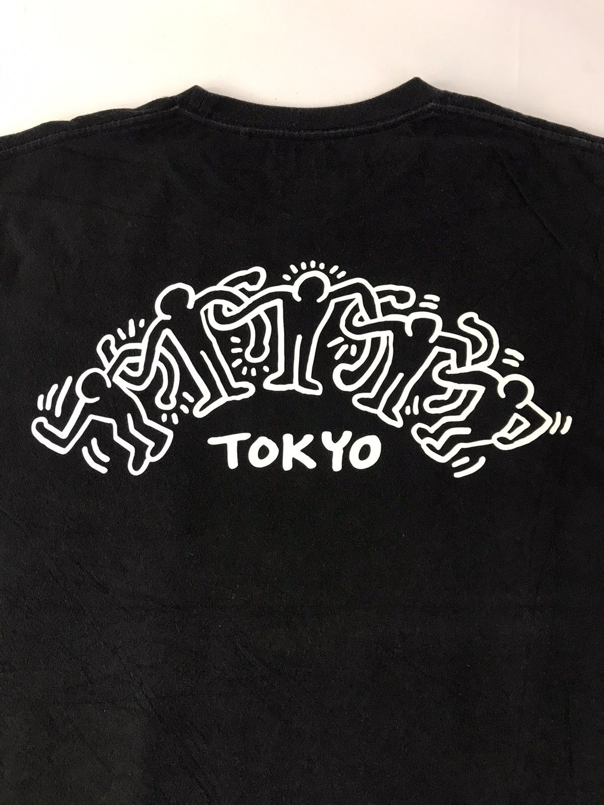 Japanese Brand Hype Keith Haring Dance Tokyo Edition Pop Art Printed Tee Size US L / EU 52-54 / 3 - 4 Thumbnail