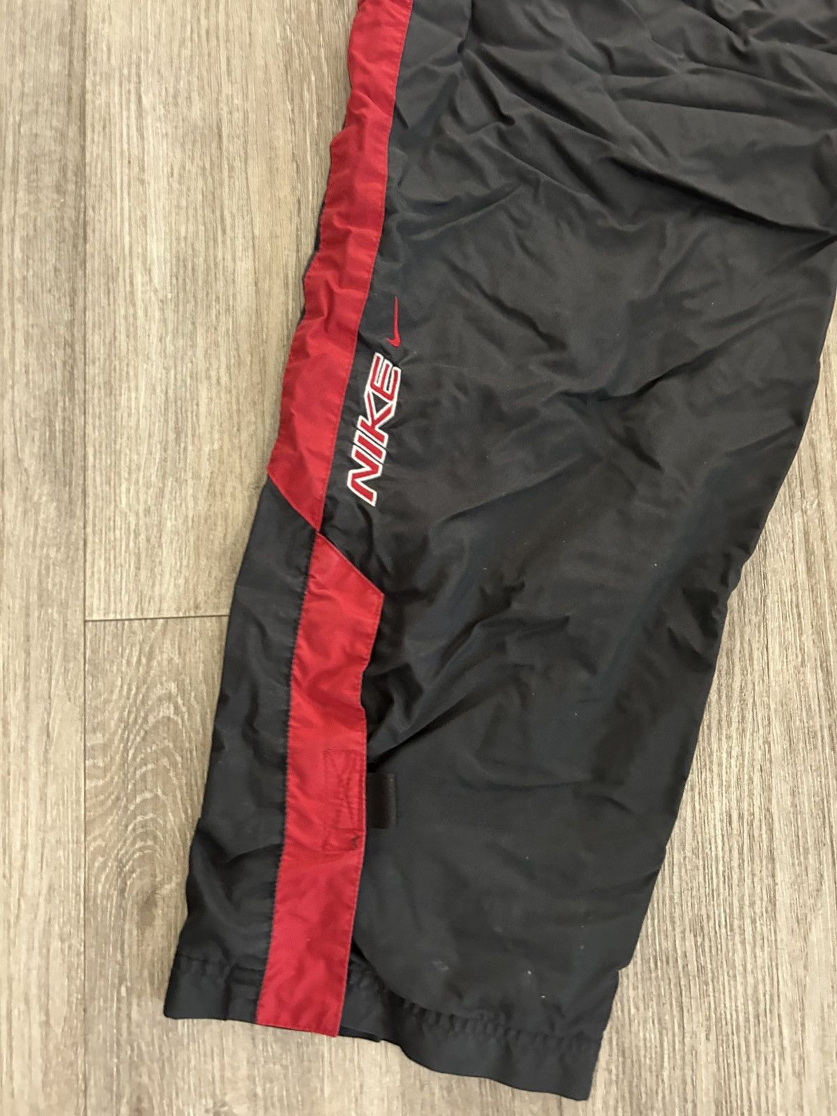 Nike Vintage Nike Baggy Trackpants Size US 32 / EU 48 - 2 Thumbnail