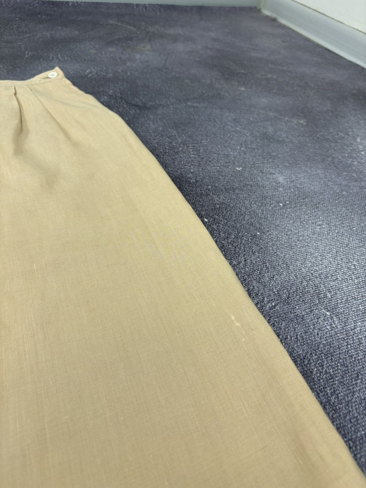 Valentino Vintage Valentino Beige/Yellow Italian Luxury Linen Skirt Size 32" / US 10 / IT 46 - 5 Thumbnail