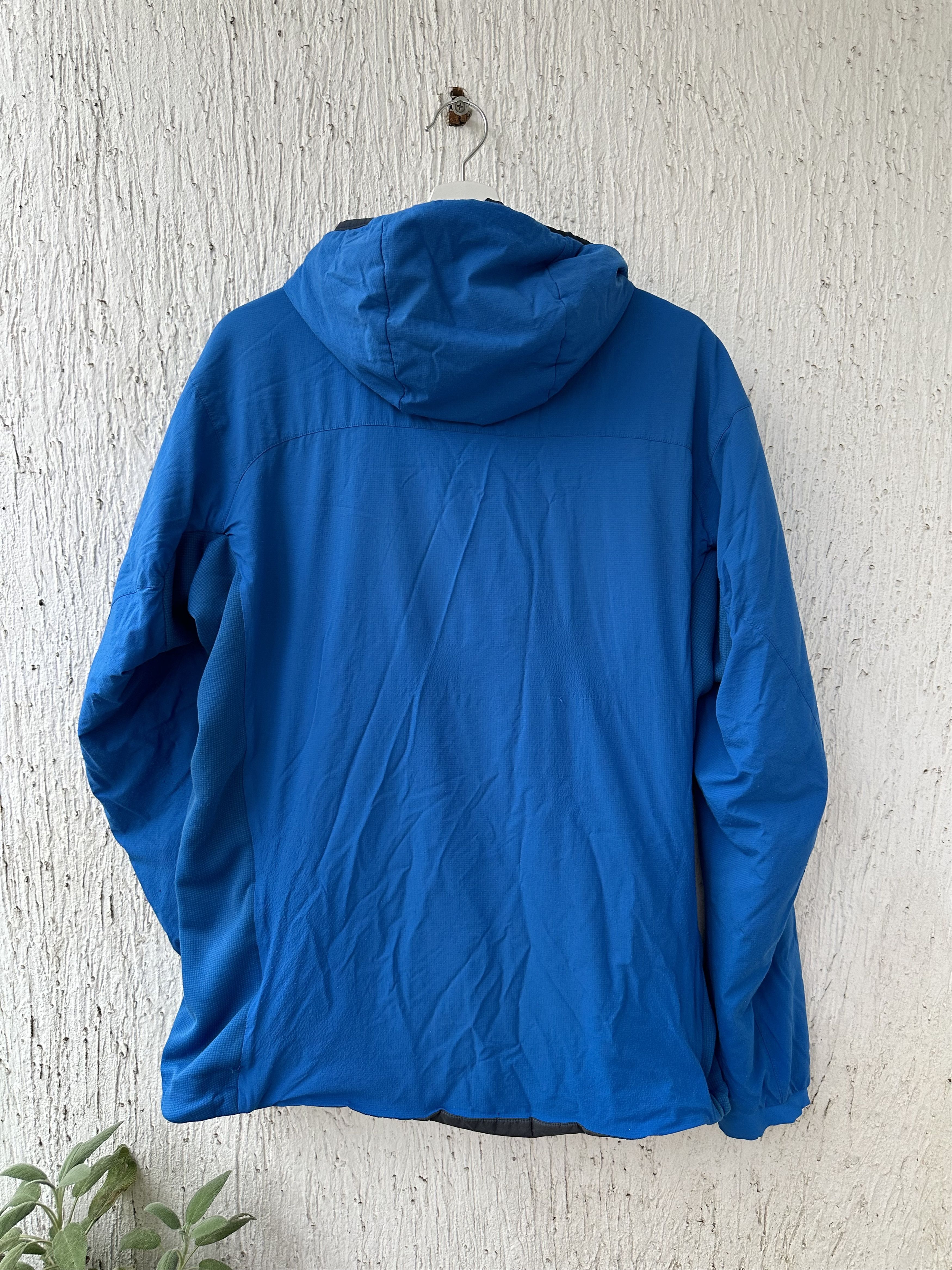 Arc'teryx blue atom lt hoody Size US L / EU 52-54 / 3 - 3 Thumbnail