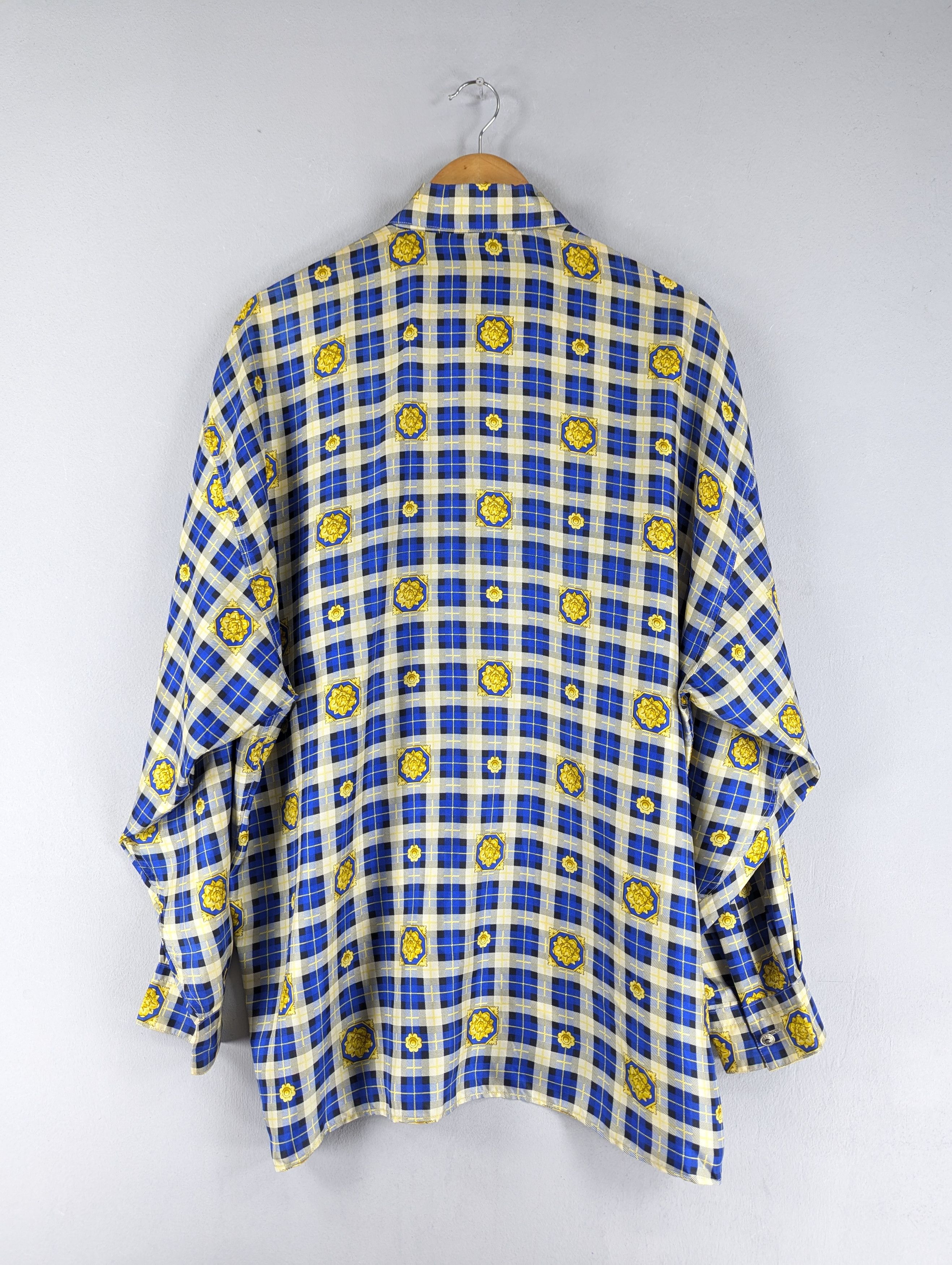 Versace Versace Classic V2 Silk Shirt Size US L / EU 52-54 / 3 - 13 Thumbnail