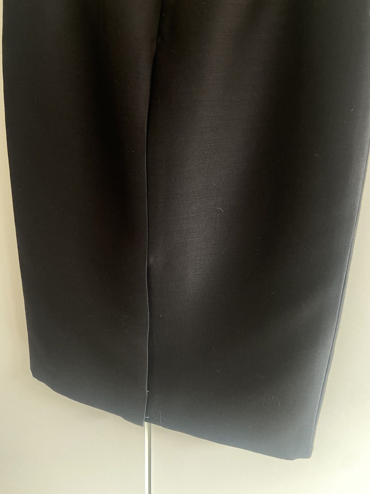 Versace Versace black midi skirt Size 27" / US 4 / IT 40 - 11 Thumbnail