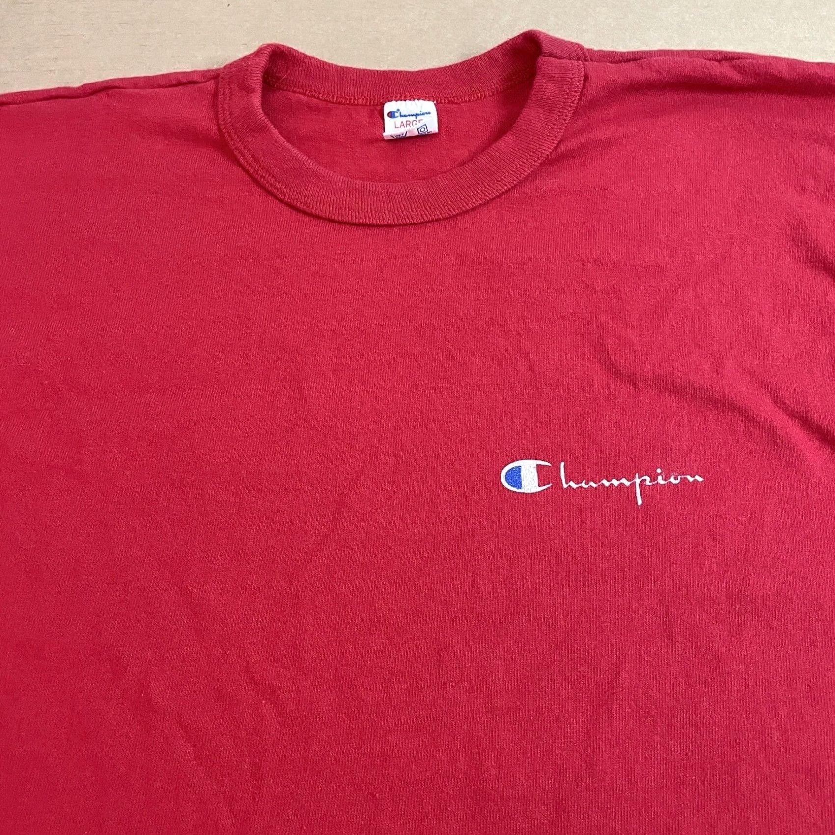 Champion VINTAGE Champion Shirt Adult Large Red Spell Out Left Chest Logo Outdoors 90s Mens Size US L / EU 52-54 / 3 - 3 Thumbnail