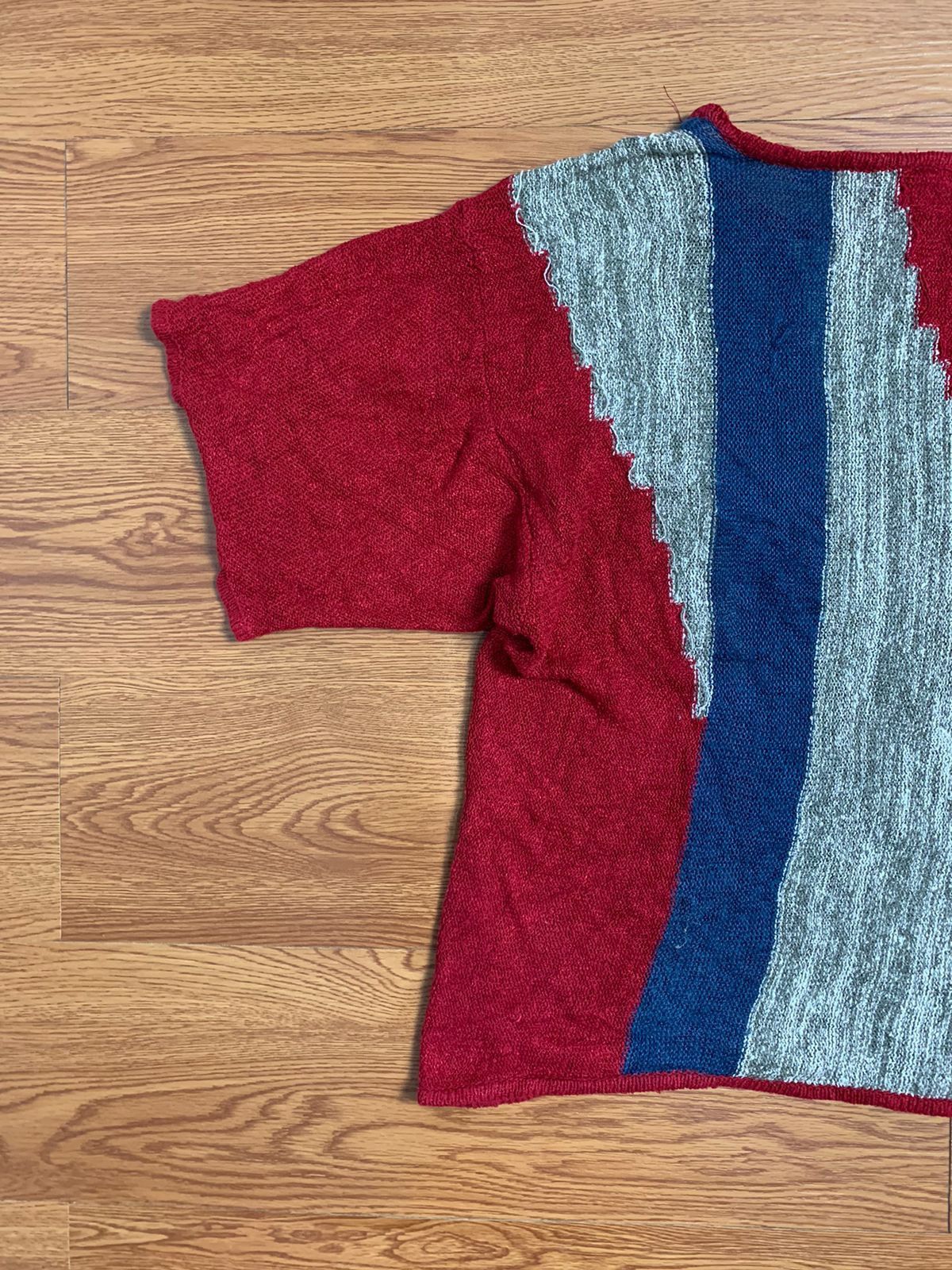 Issey Miyake 70/80s Issey Miyake Patterned Short Sleeve Knitwear Size US M / EU 48-50 / 2 - 6 Thumbnail