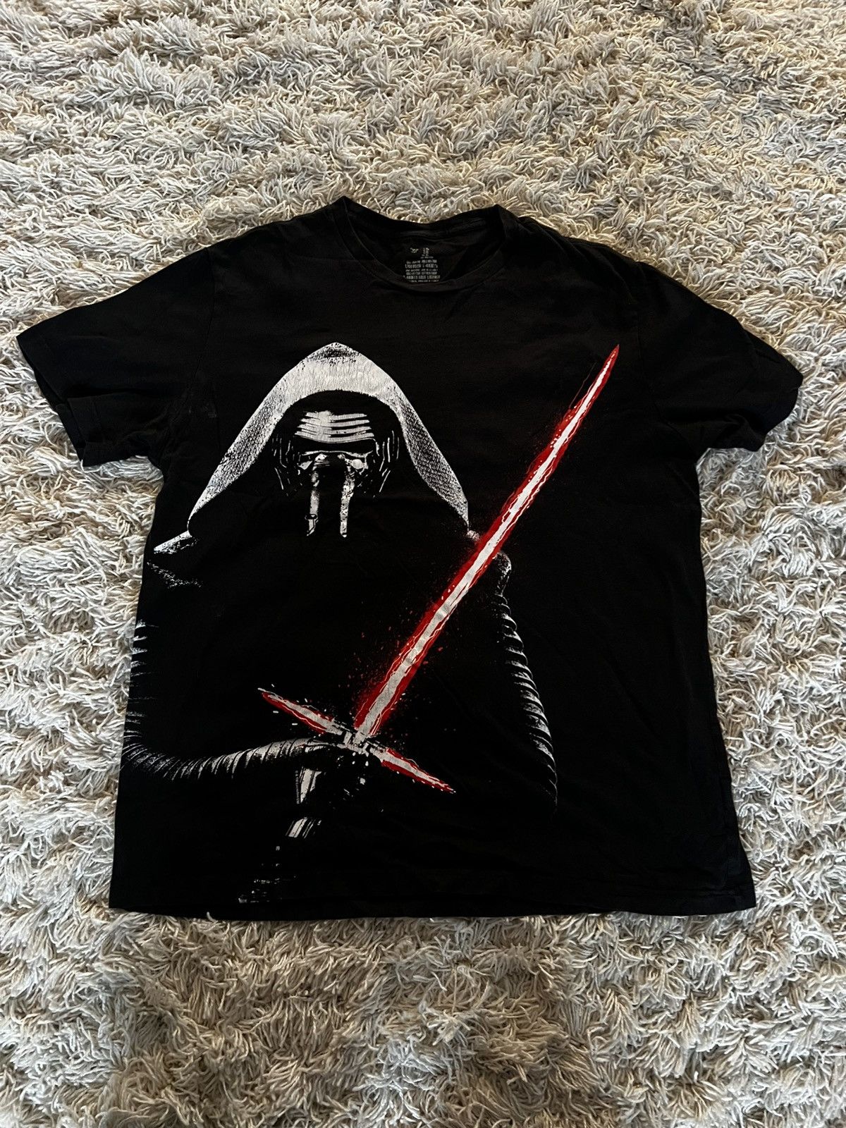 Vintage Vintage Kylo Ren Star Wars Tee Size US L / EU 52-54 / 3 - 1 Preview
