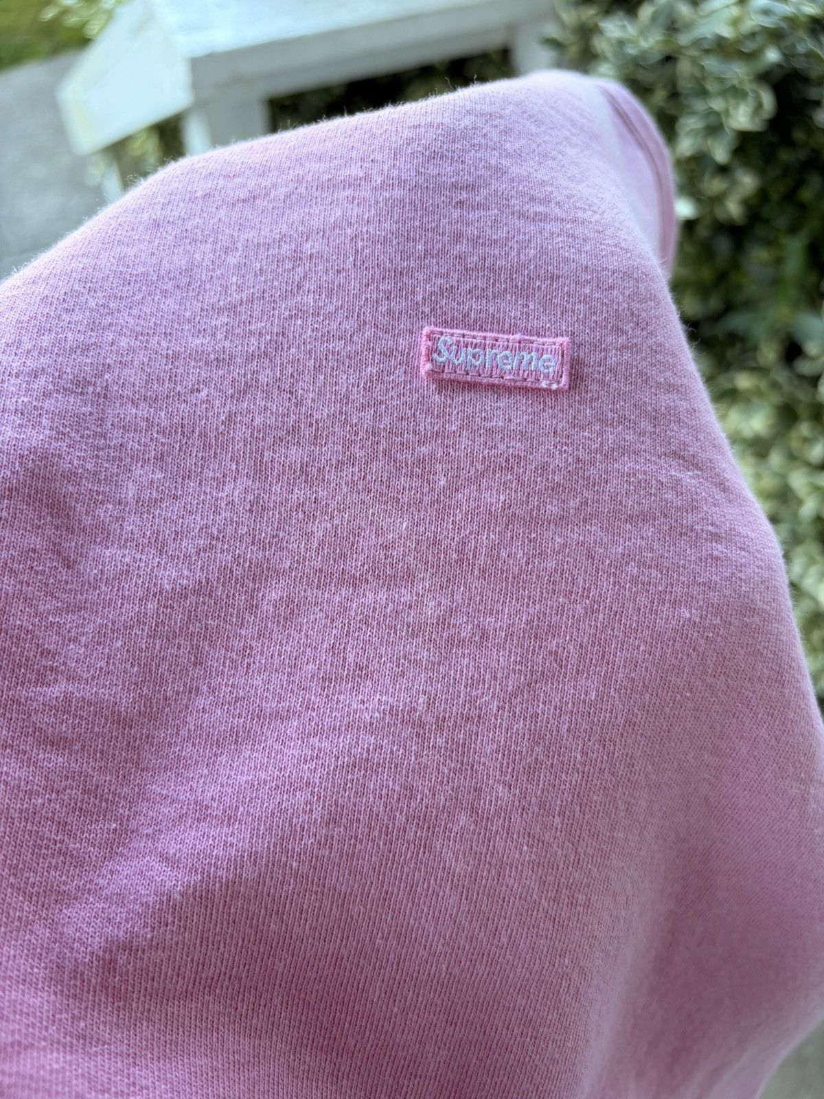 Supreme Supreme fw25 mini box logo pink sweatshirt Size US L / EU 52-54 / 3 - 9 Thumbnail