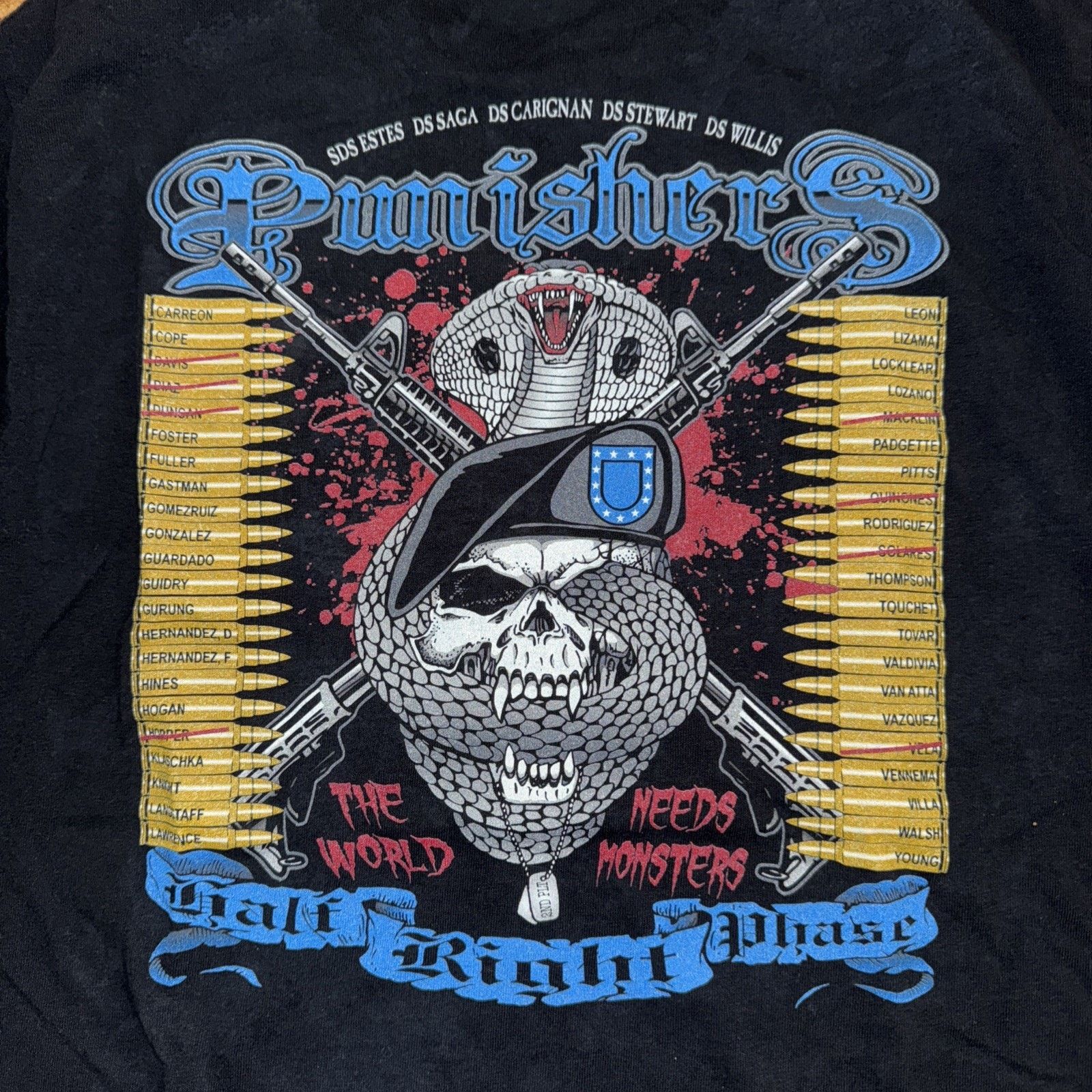Band Tees × Gildan × Vintage Vintage Military Punishers T-Shirt Med 19x25 Fort Benning Size US M / EU 48-50 / 2 - 2 Thumbnail