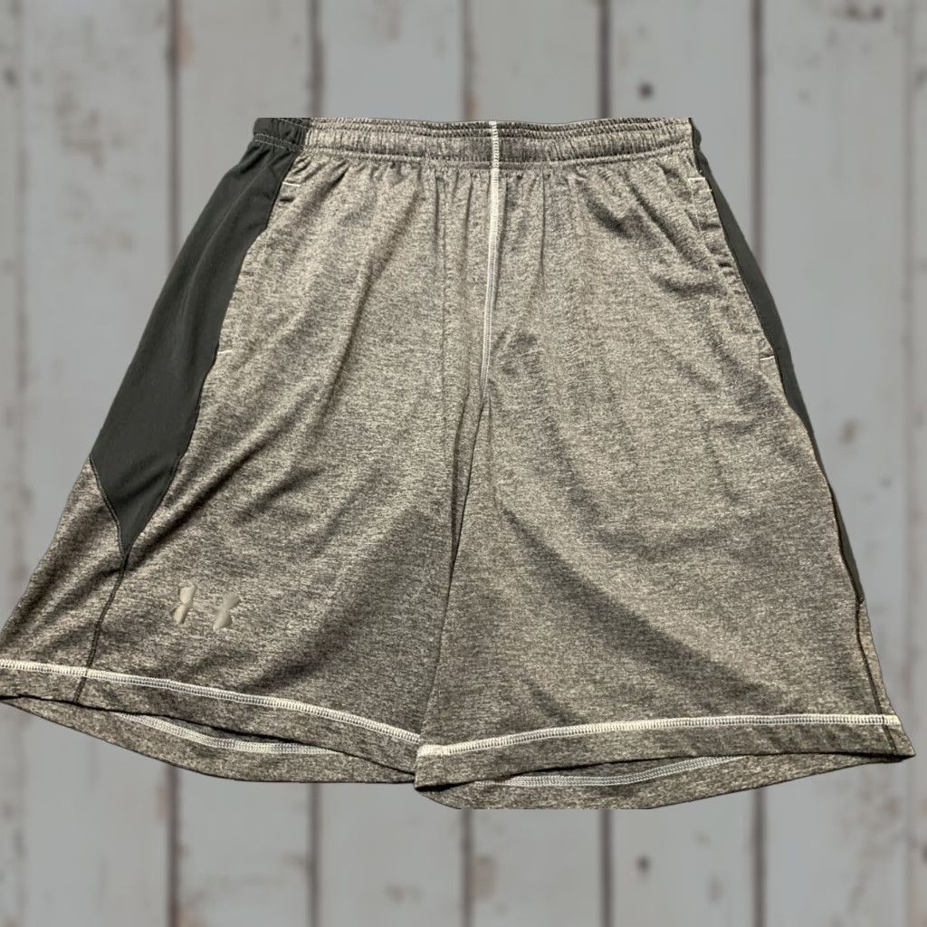 Under Armour VINTAGE Under Armour Men's Large Basketball Athletic Shorts Gray Men's Athletic Shorts Size US 33 - 1 Thumbnail