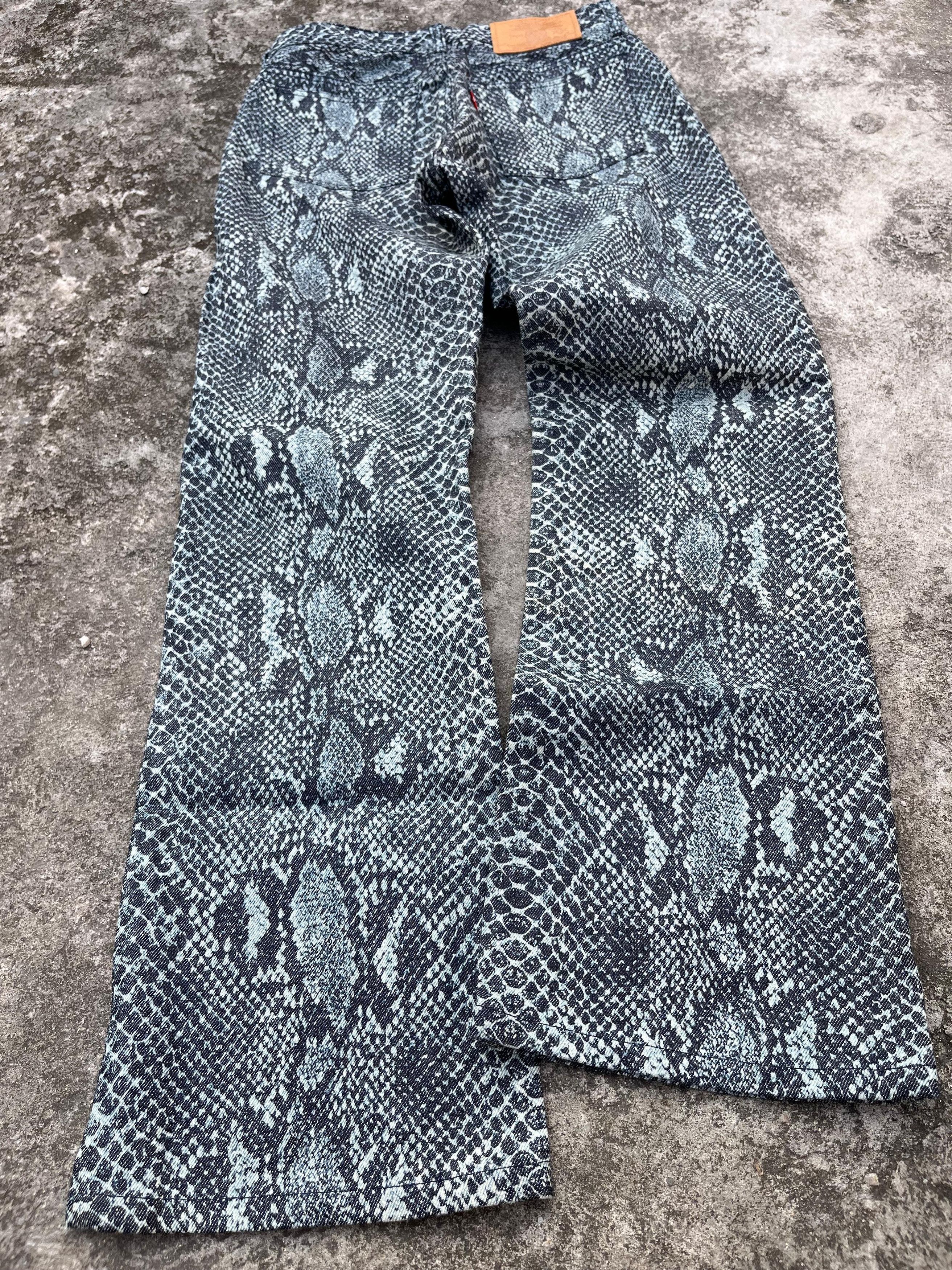 Hysteric Glamour Ozone Community & Co Snake Print Denim Pants Size US 28 / EU 44 - 2 Thumbnail