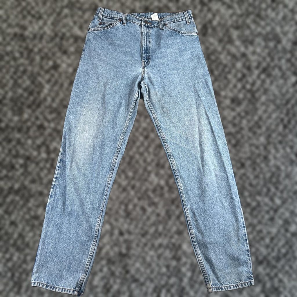 Levi's VINTAGE Levi's 550 Jeans Mens 36x34 Relaxed Tapered 90s Denim Blue 5-Pocket Mens Jeans Size US 36 / EU 52 - 1 Thumbnail