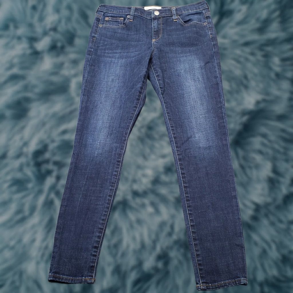 Gap Gap True Skinny Jeans Womens 29 Blue Denim Cotton Faded Stretch 5-Pocket Design Size 29" - 1 Thumbnail