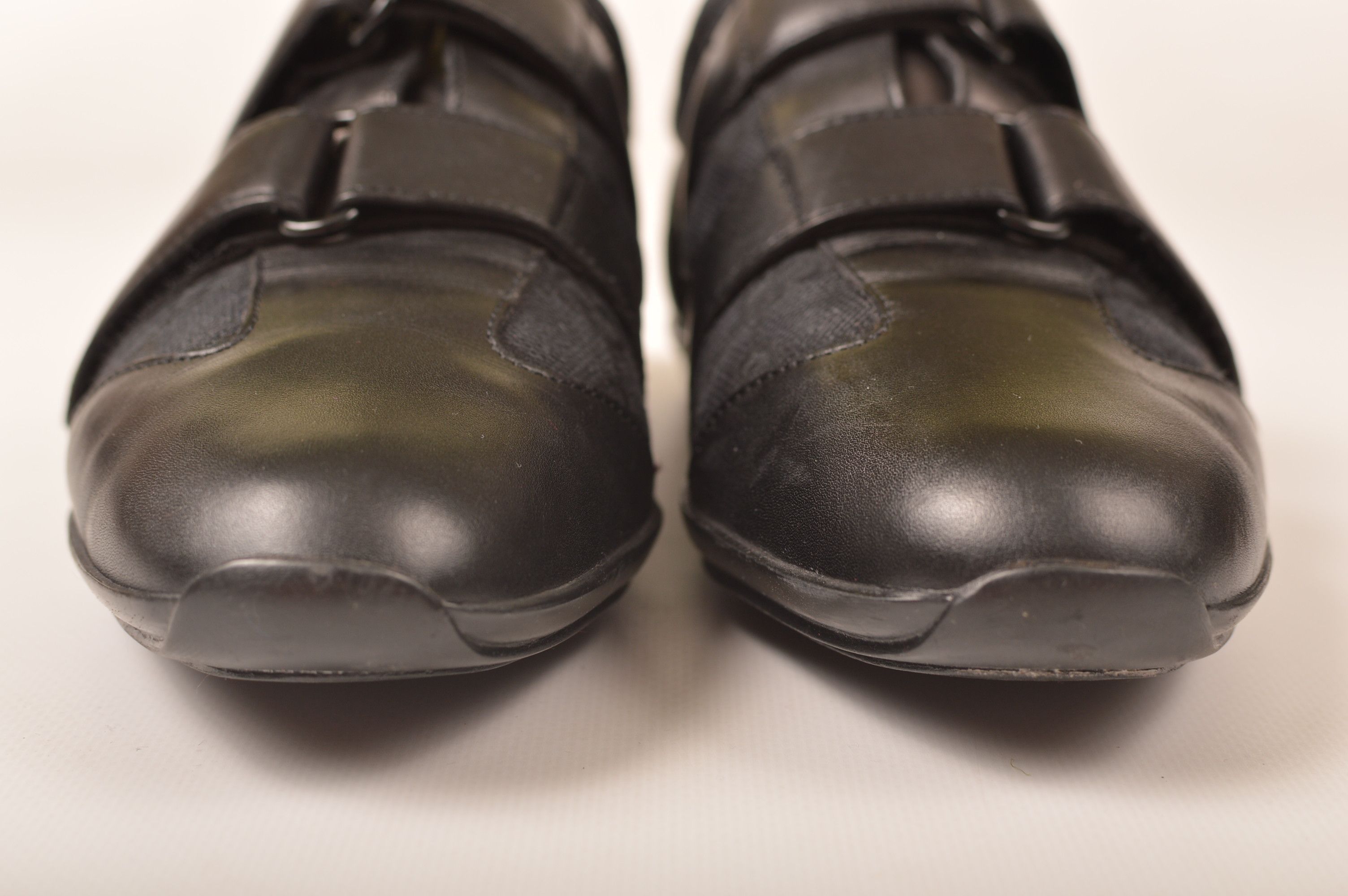 Gucci Gucci GG Monogram Low-Top Black Leather Sneakers Size US 8 / IT 38 - 2 Thumbnail