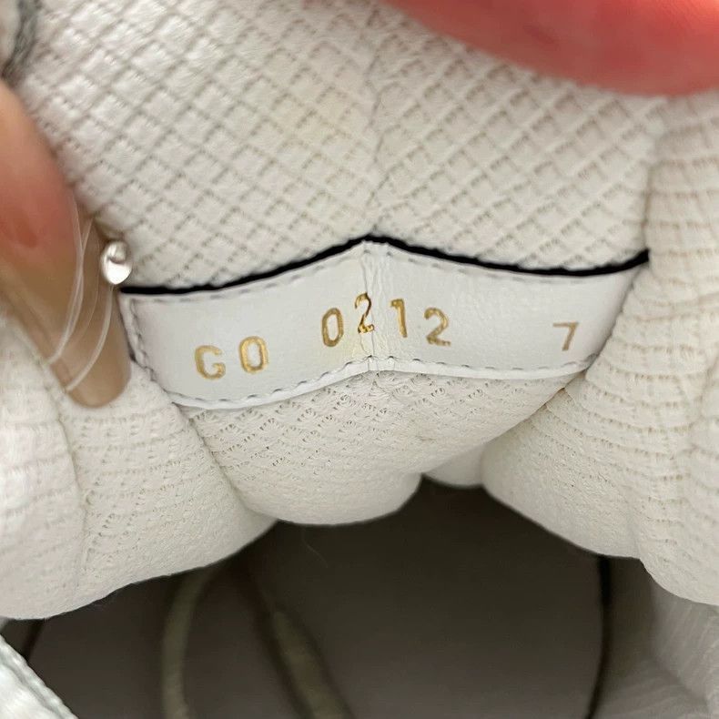 Louis Vuitton Louis Vuitton LV Runner Tatic Sneakers Size 41 -2505 Size US 8 / EU 41 - 6 Thumbnail