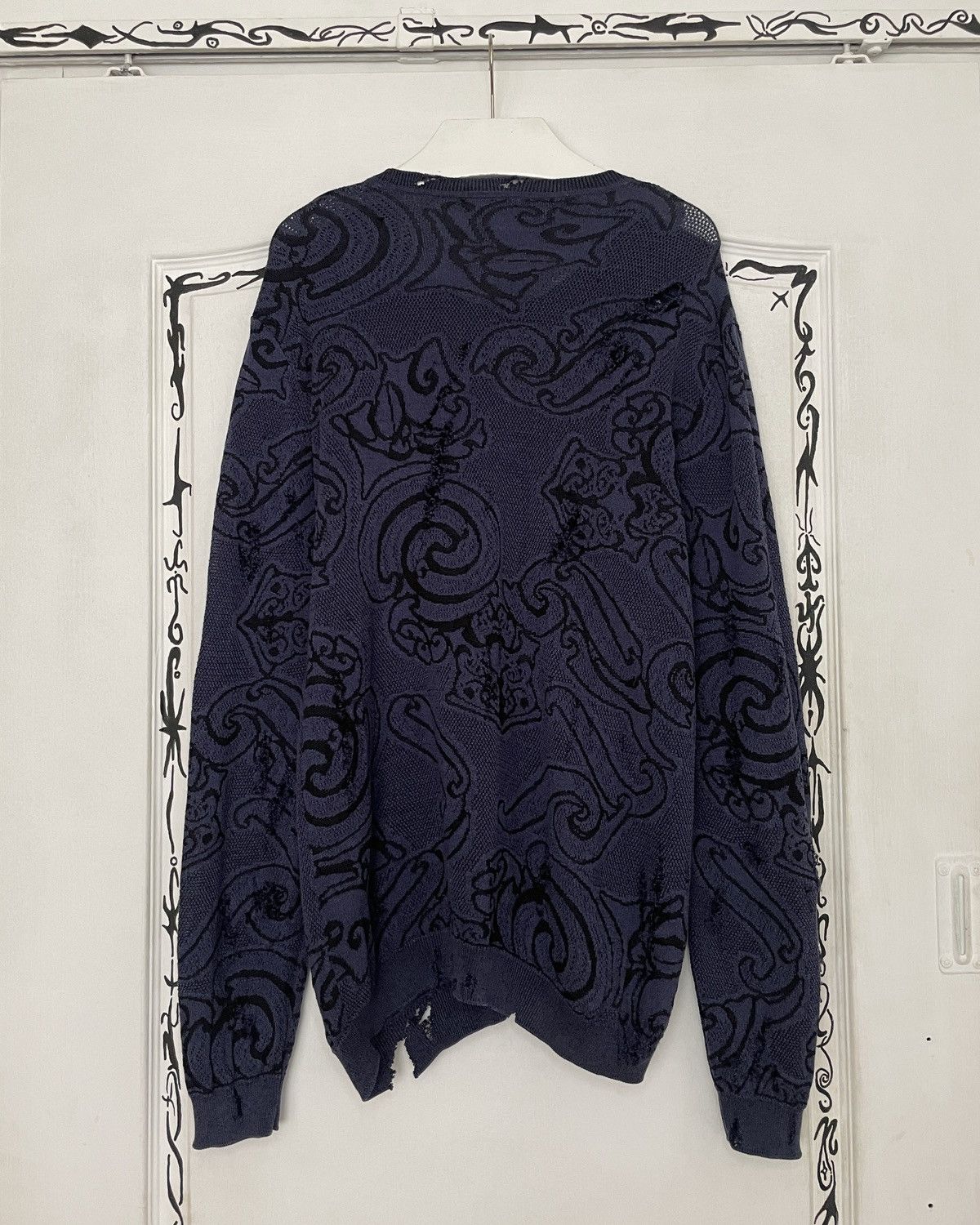 Versace × Versace Jeans Couture Versace Distressed Knitwear Size US XL / EU 56 / 4 - 2 Thumbnail