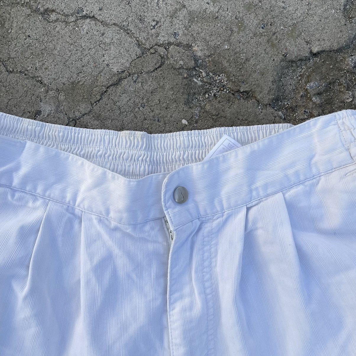 Nike × Vintage Vintage Nike Shorts Tennis Golf 90s Y2K Size L Streetwear Size US 42 / EU 58 - 7 Thumbnail