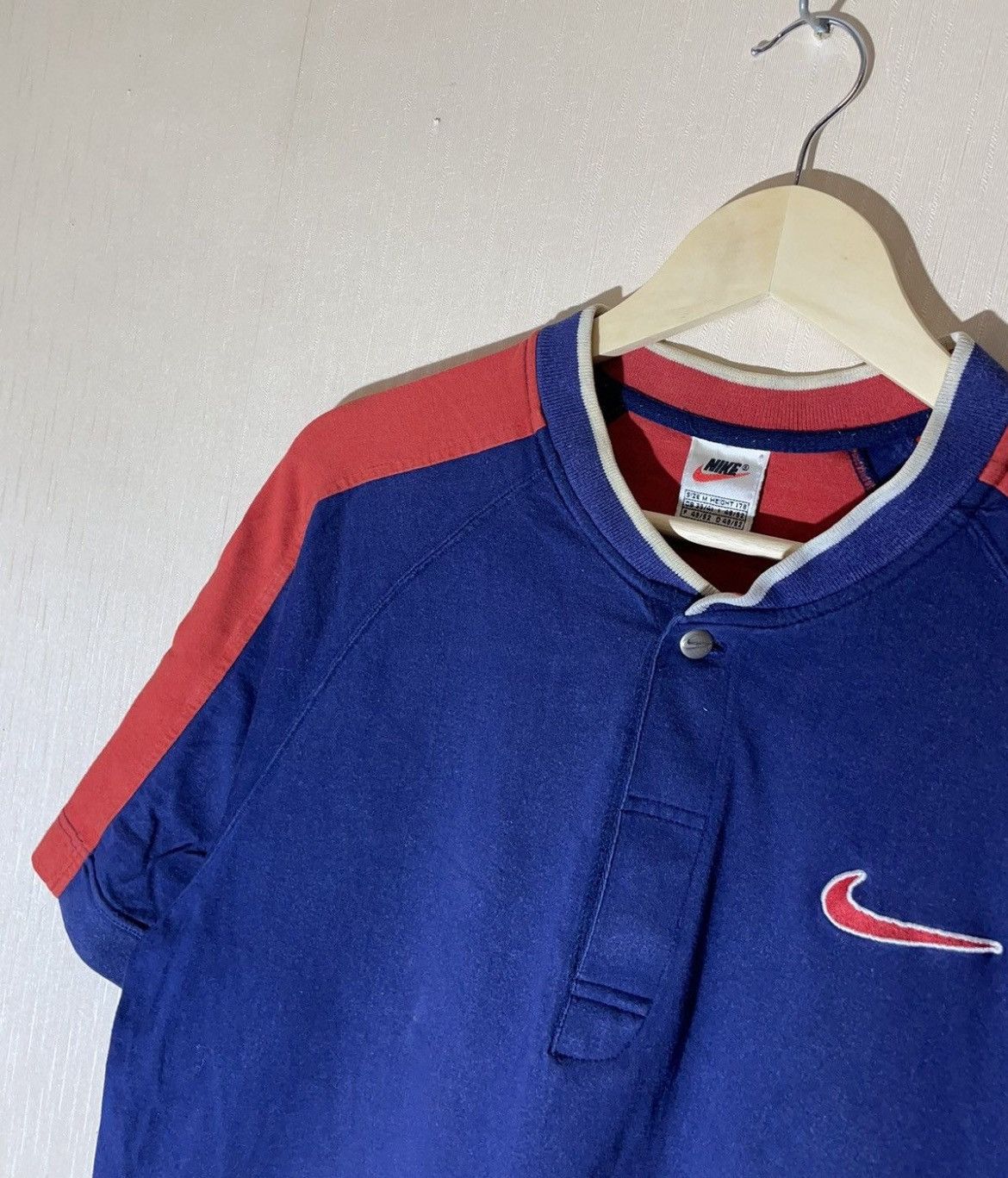 Nike × Vintage Nike vintage y2k T shirt 90s Size US M / EU 48-50 / 2 - 3 Thumbnail