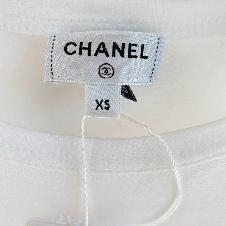 Chanel Chanel White T-shirt 2504-Nextarrow Size XS / US 0-2 / IT 36-38 - 7 Thumbnail