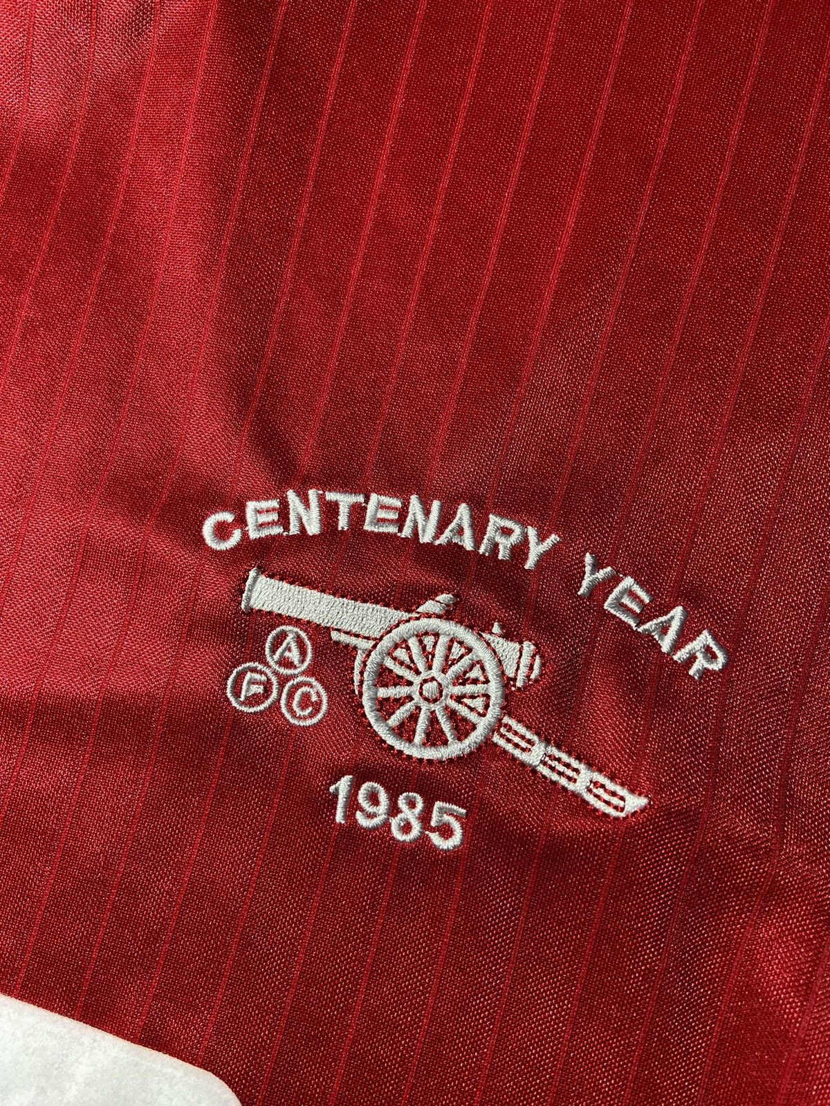 Vintage 💥Arsenal vintage retro soccer jersey t-shirt‼️ Size US M / EU 48-50 / 2 - 4 Thumbnail