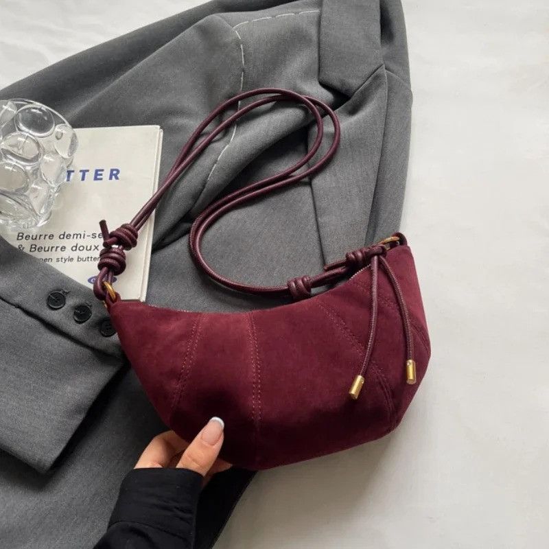 Designer Y2K Soft Shoulder Bag Zipper Crossbody 2025 Size ONE SIZE - 1 Thumbnail
