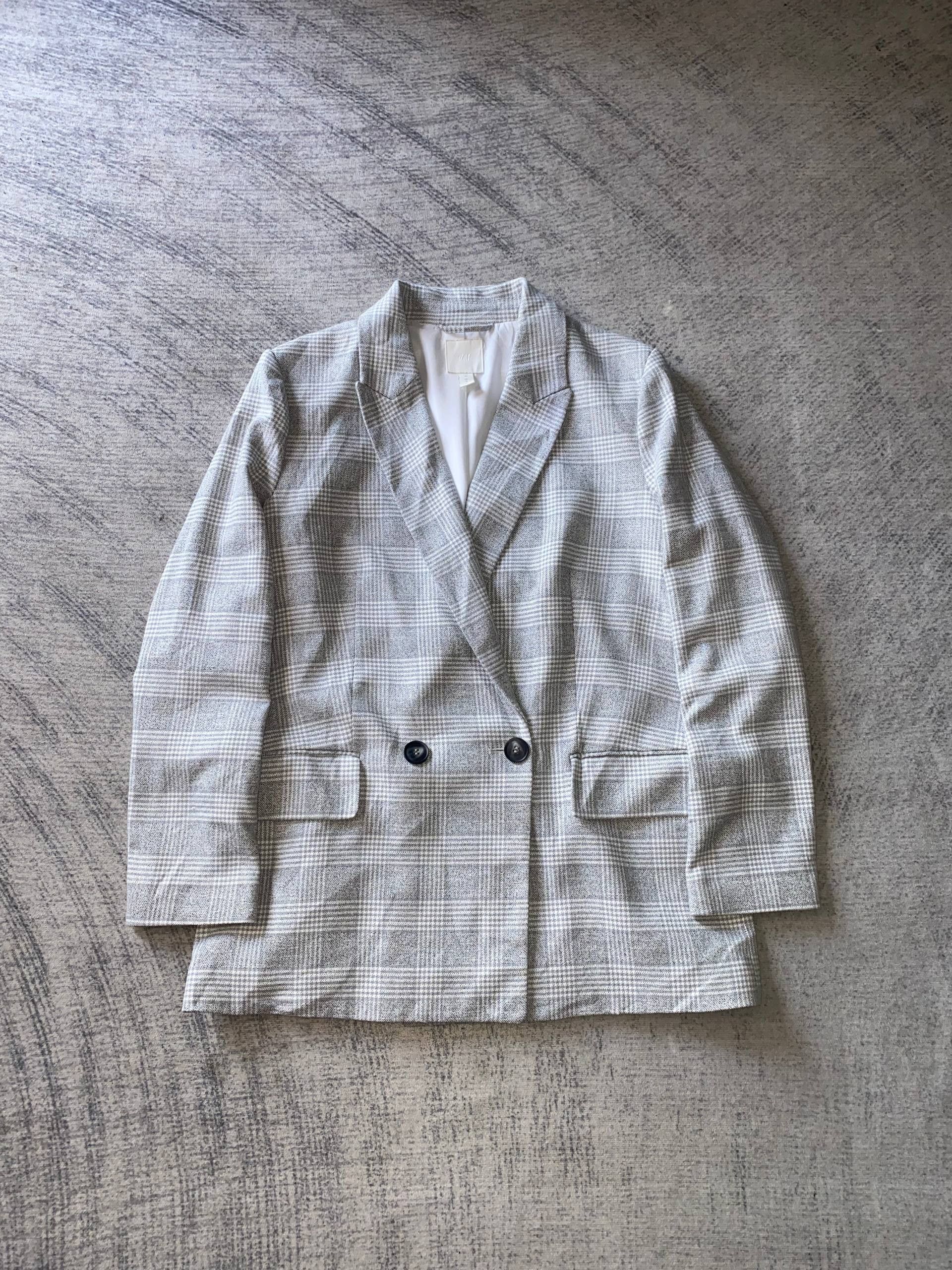 H&M H&M Double Breasted Checkered Blazer Size M / US 6-8 / IT 42-44 - 1 Thumbnail