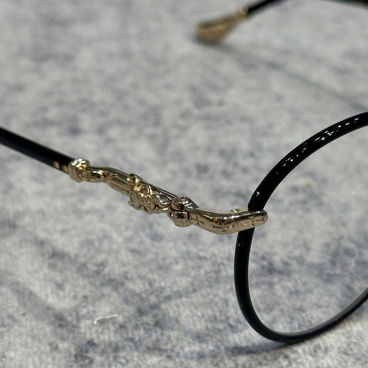 CHROME HEARTS FIRKIN BLACK/GOLD PLATED