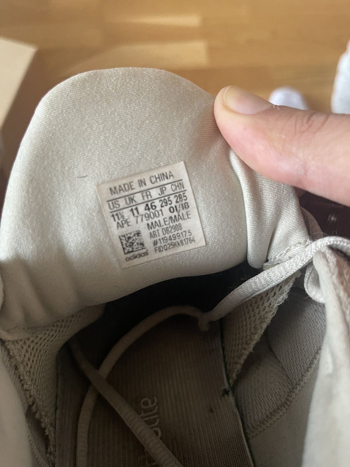 Yeezy Yeezy 500 Blush Beige Size US 11.5 / EU 44-45 - 8 Thumbnail