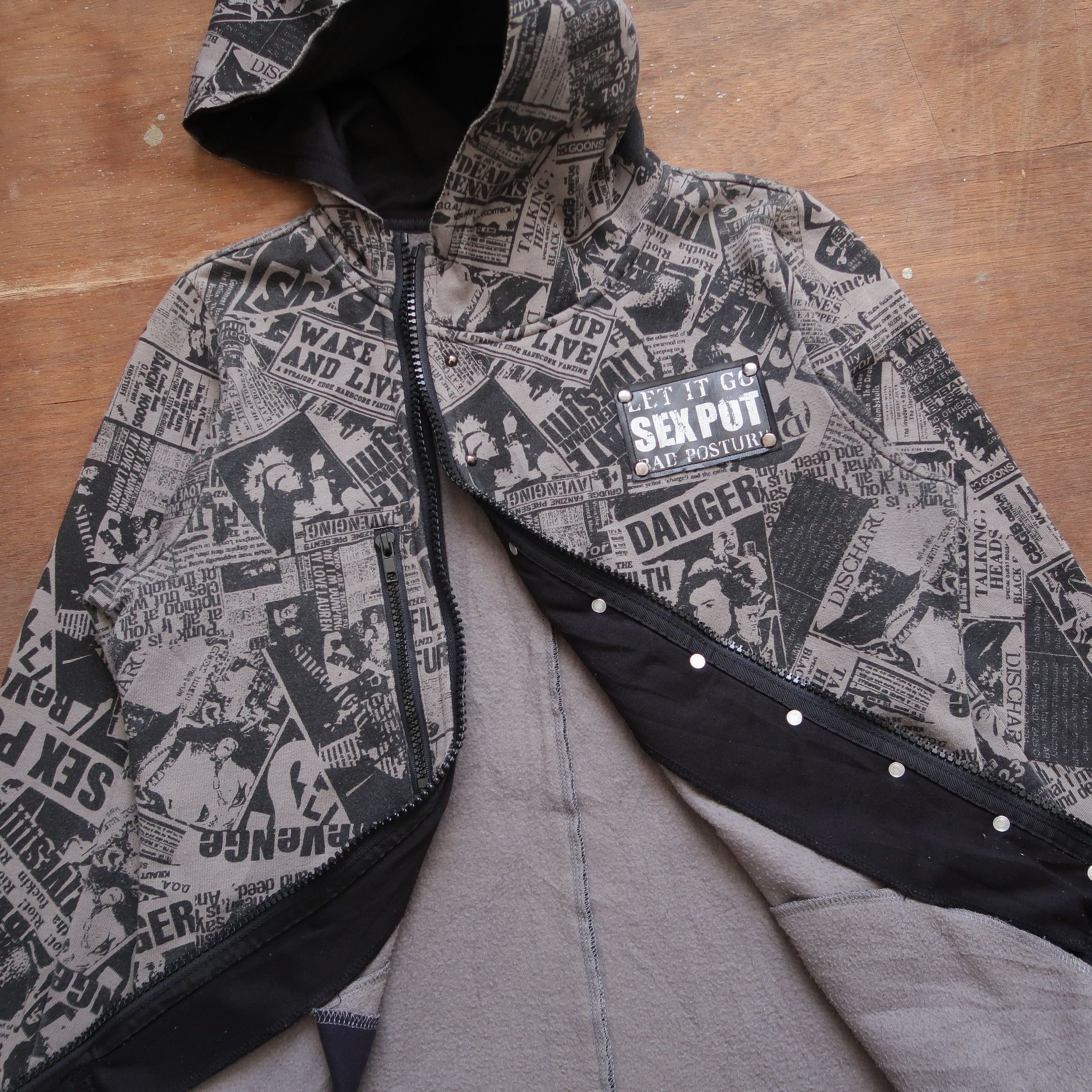 Sex Pot ReVeNGe 1990s Sex Pot Revenge Asymmetrical Hoodie Zip Size US M / EU 48-50 / 2 - 17 Thumbnail