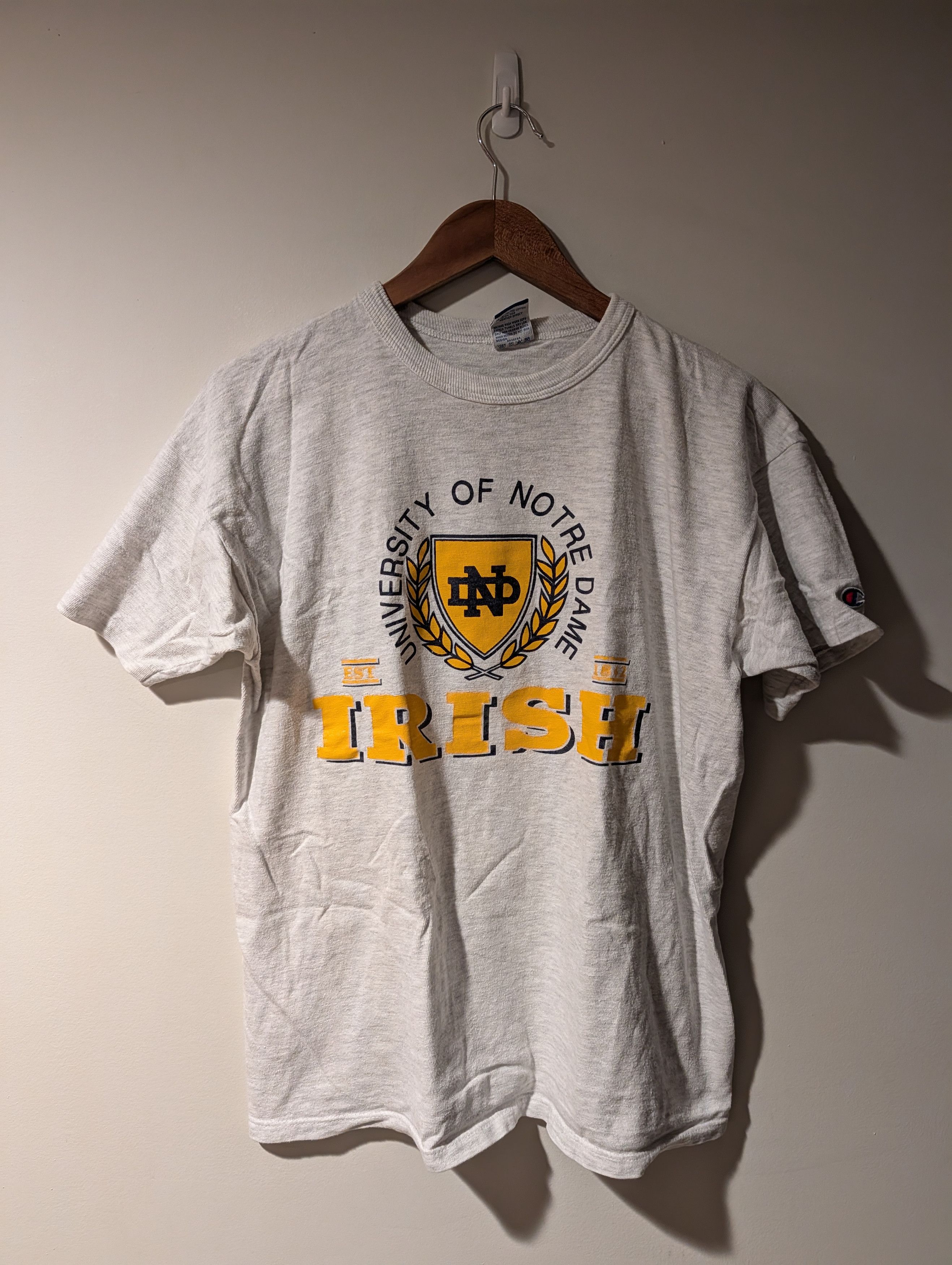 Champion Vintage 90s Notre Dame University Fighting Irish T-Shirt Size US XL / EU 56 / 4 - 1 Thumbnail