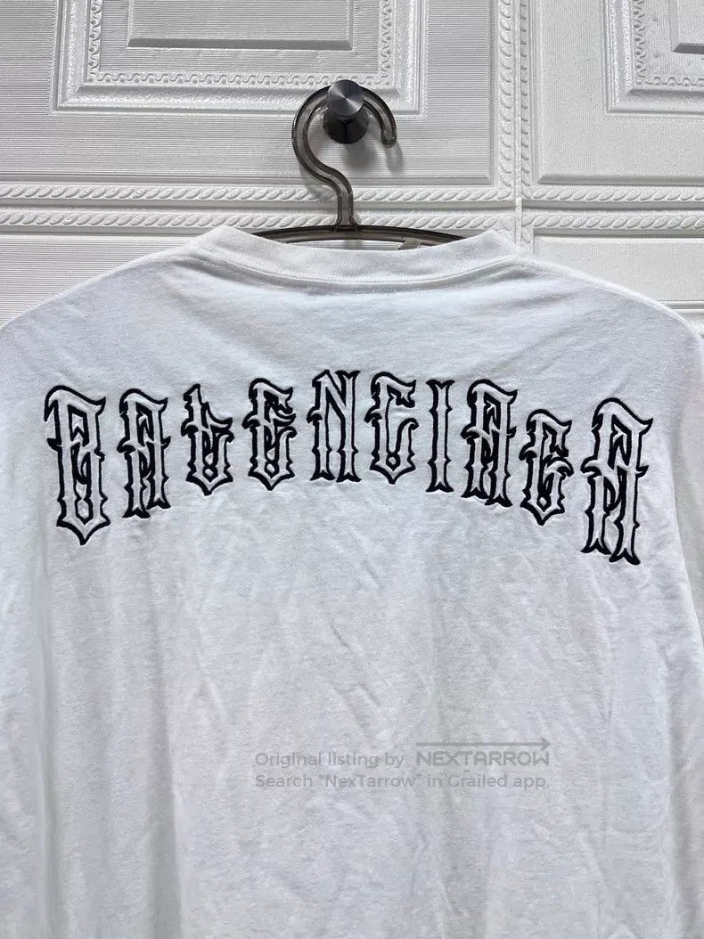 Balenciaga Balenciaga Backside Sanskrit Embroidered Short Sleeve T-Sh Size US XS / EU 42 / 0 - 4 Thumbnail