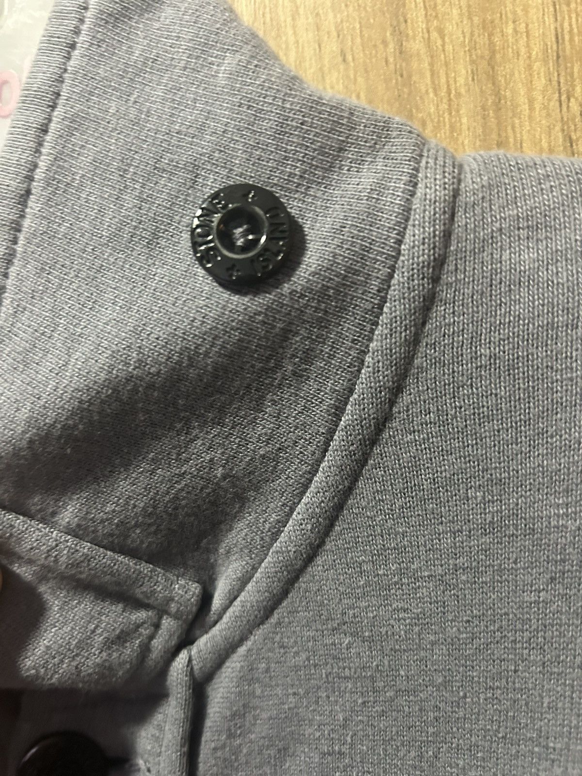 Stone Island STONE ISLAND BUTTON-FRONT SWEATSHIRT JACKET Size US XL / EU 56 / 4 - 2 Thumbnail