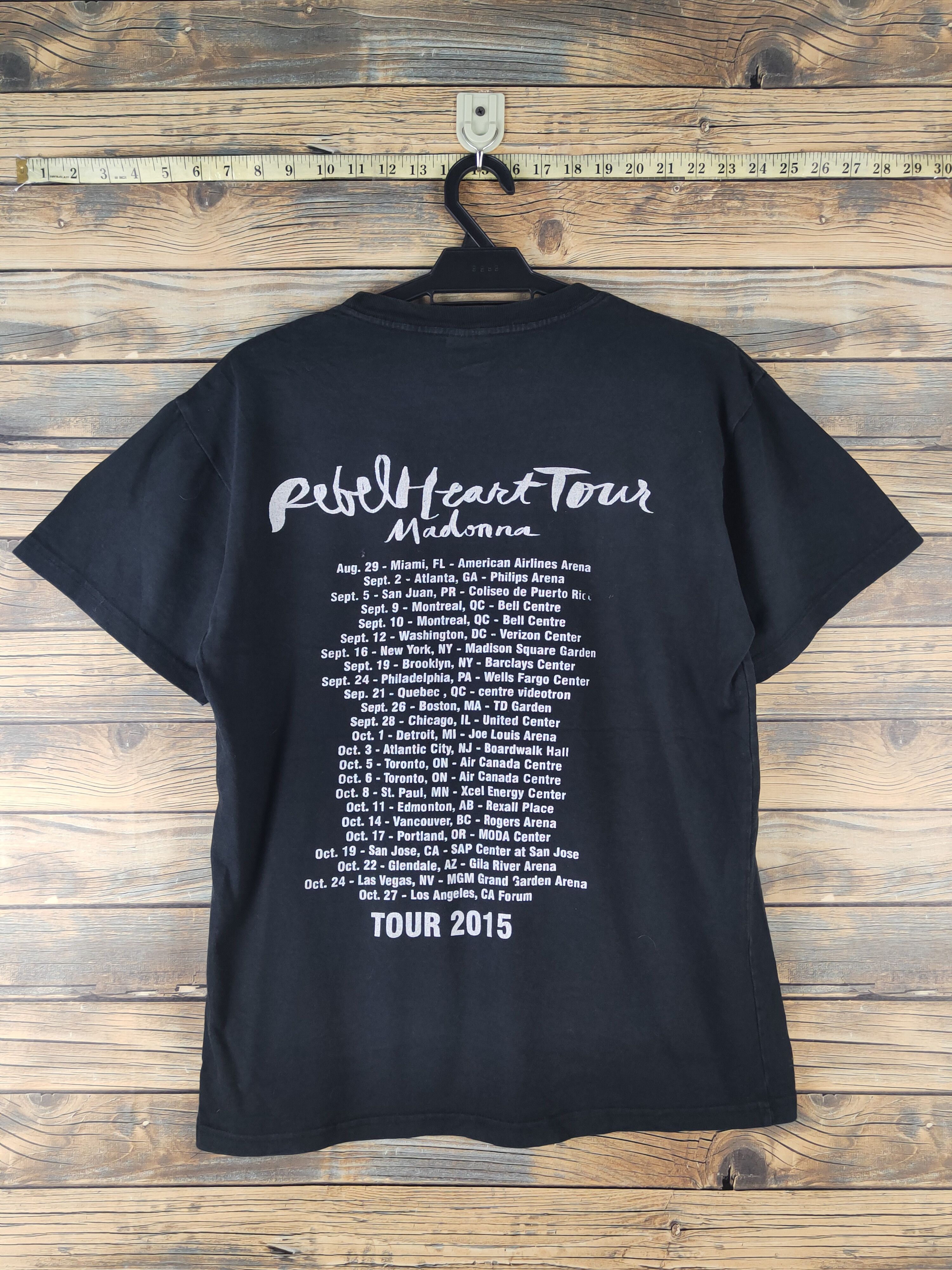 Band Tees DL Madonna tour band tee Short Sleeve T-shirt #2139 Size US M / EU 48-50 / 2 - 9 Thumbnail