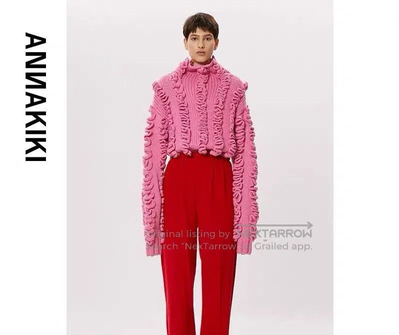 Vintage Pink Embellished Wool Long Sleeve Sweater. Size M / US 6-8 / IT 42-44 - 1 Thumbnail