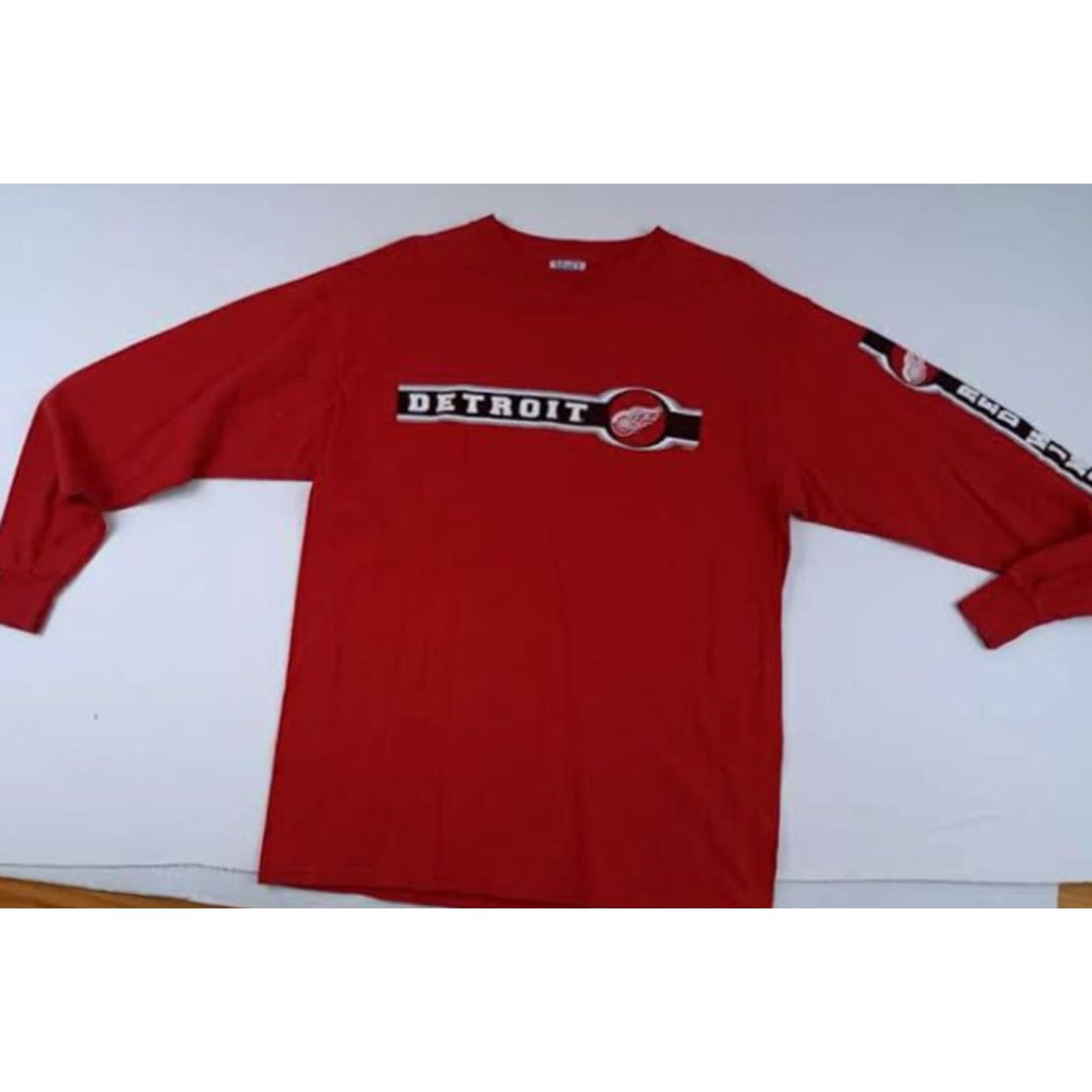 Red Wing M&O KNITS Detroit Red Wings Jersey T-Shirt L Red Crew Neck 3/4 Sleeve Hockey Logo Men Mens Size US L / EU 52-54 / 3 - 3 Thumbnail