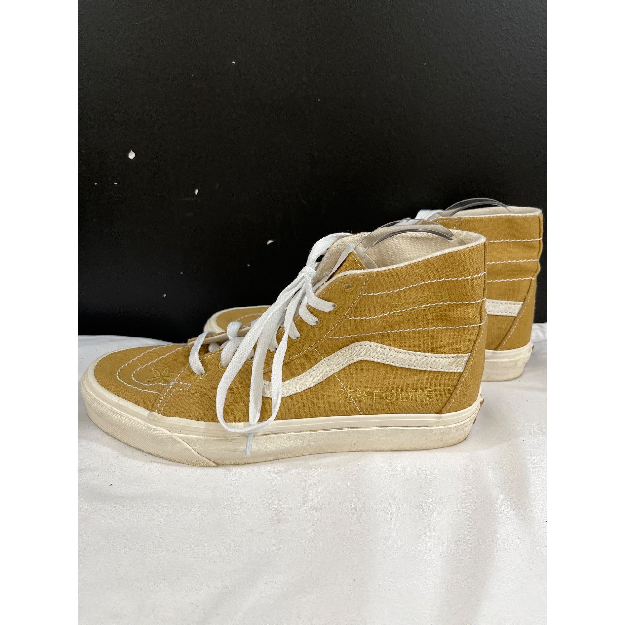 Vans Van Unisex Tan High-top Casual Sneakers Size M8/W9.5 SKU 621 Size US 9.5 / IT 39.5 - 5 Thumbnail