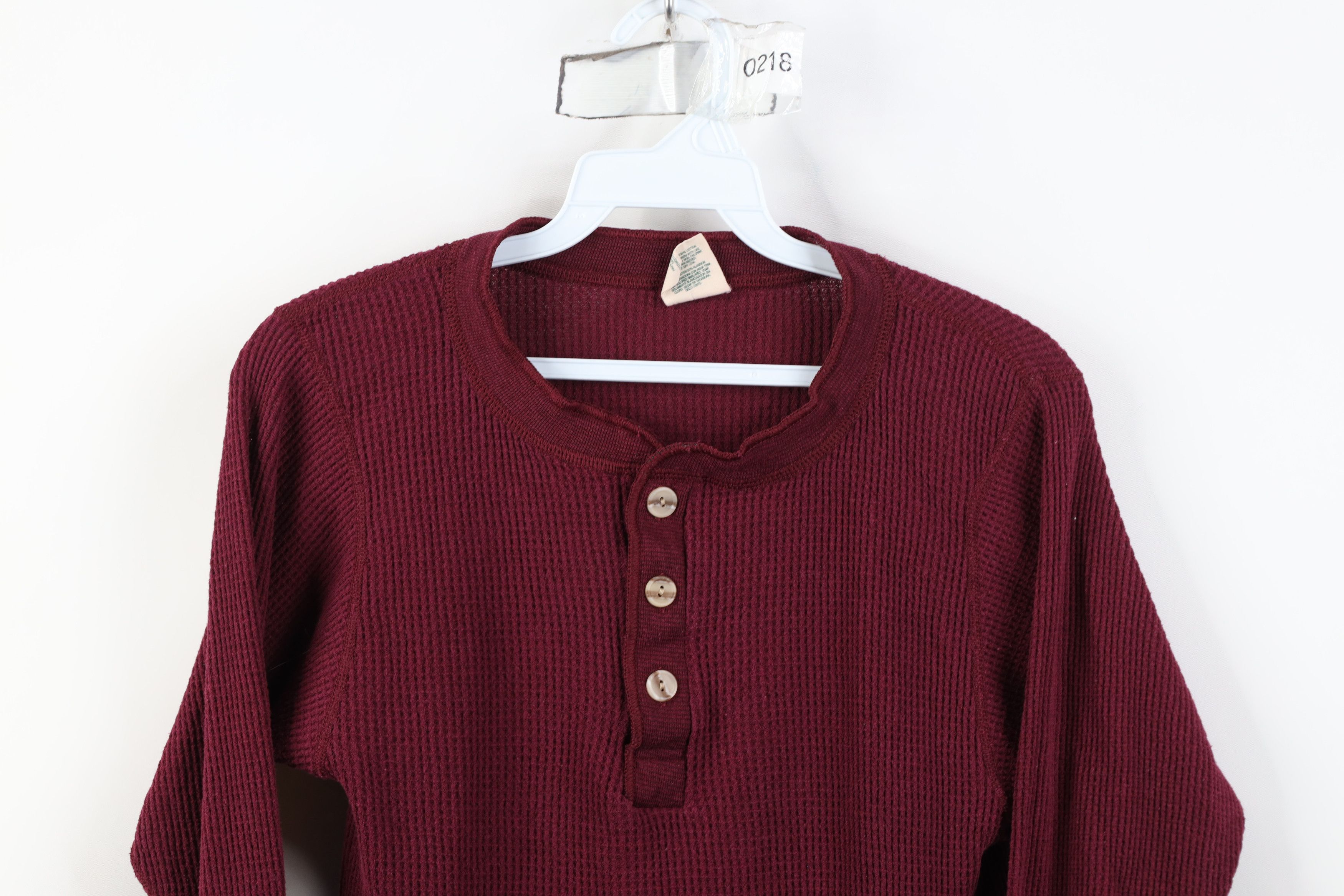 Vintage Vintage 70s Streetwear Waffle Knit Henley T-Shirt Red USA Size US L / EU 52-54 / 3 - 2 Thumbnail