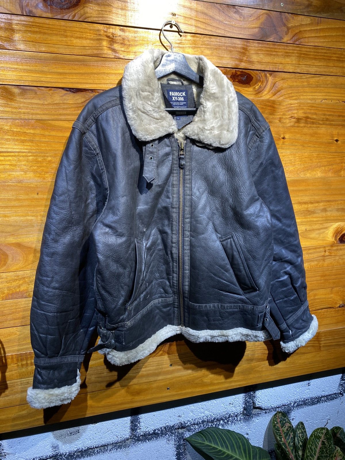 Vintage Vintage Famock XY-306 Black Shearling Aviator Jacket Size US L / EU 52-54 / 3 - 3 Thumbnail