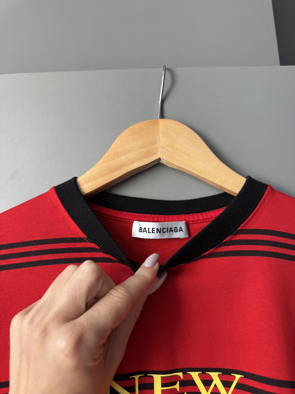 Balenciaga 2010s Balenciaga This is the new logo Tee Size US S / EU 44-46 / 1 - 2 Thumbnail