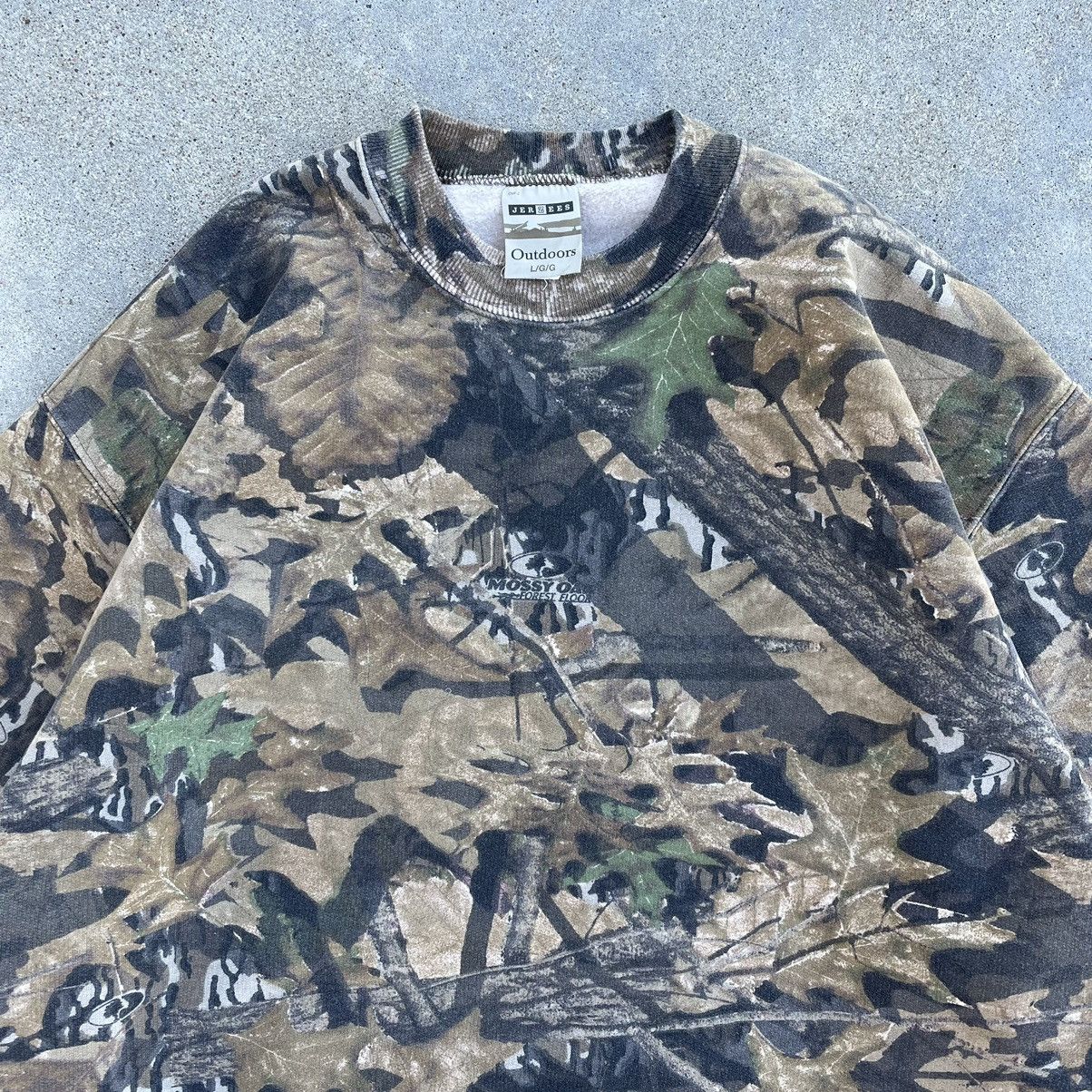 Japanese Brand × Vintage Crazy vintage 90s Realtree camo grunge crewneck sweatshirt Size US L / EU 52-54 / 3 - 3 Thumbnail