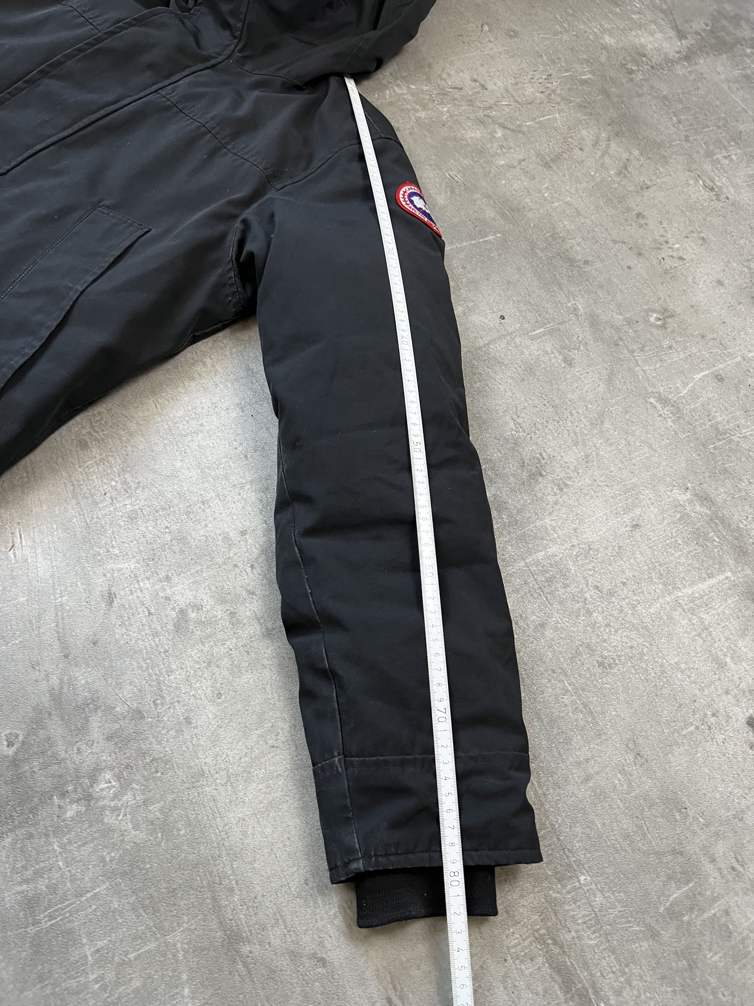 Canada Goose canada goose puffer parka size M-L luxury Size M / US 6-8 / IT 42-44 - 18 Thumbnail