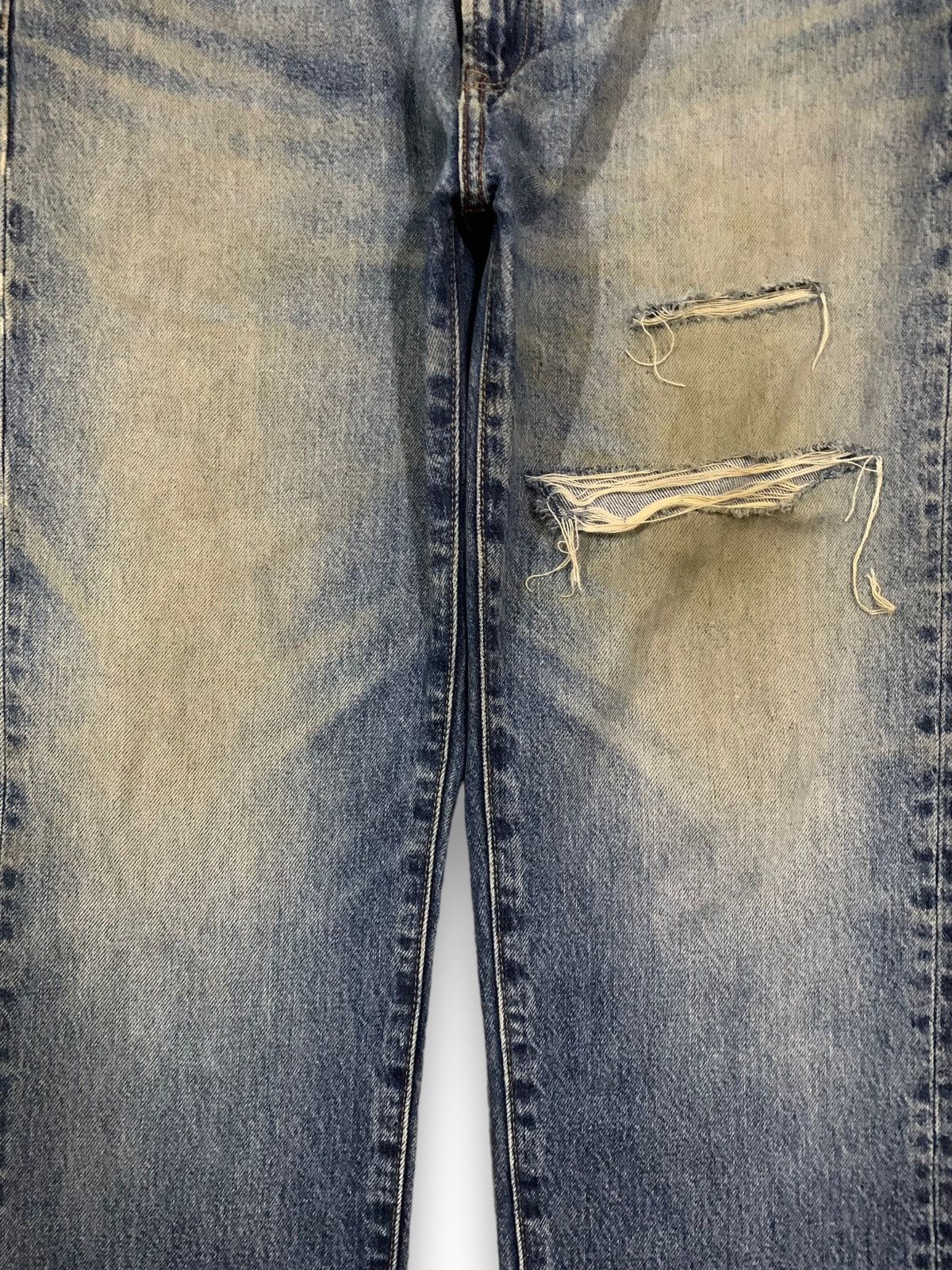 Uniqlo Vintage Uniqlo Dirt Mud Wash Straight Leg Distressed Jeans Size US 33 - 6 Thumbnail