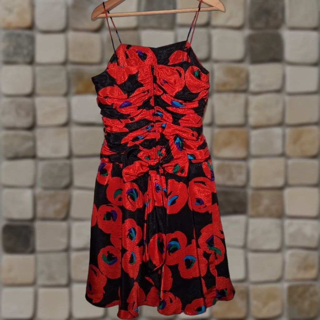 Vintage VINTAGE Apostrophe 1980s Party Dress Red Black Floral Satin Sleeveless Spaghetti Zips back Giant bow Tulle lining Dress Women's Size XL / US 12-14 / IT 48-50 - 1 Thumbnail