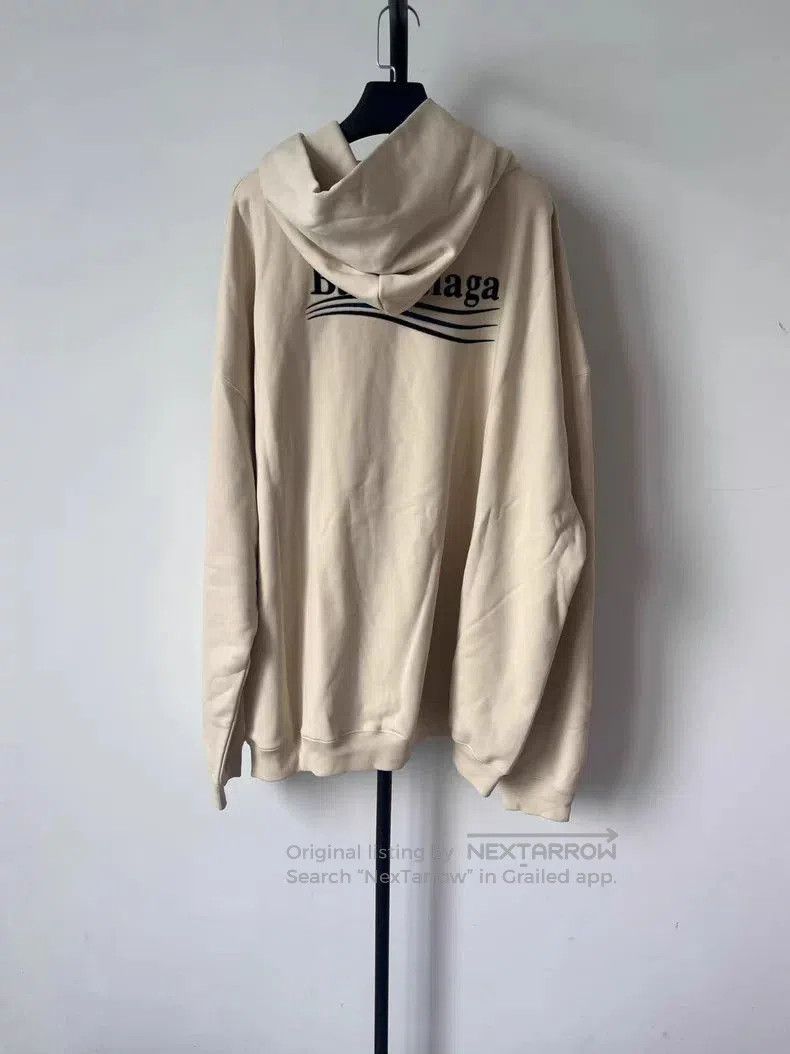 Balenciaga Balenciaga Logo Print Sweatshirt. Size US L / EU 52-54 / 3 - 2 Thumbnail