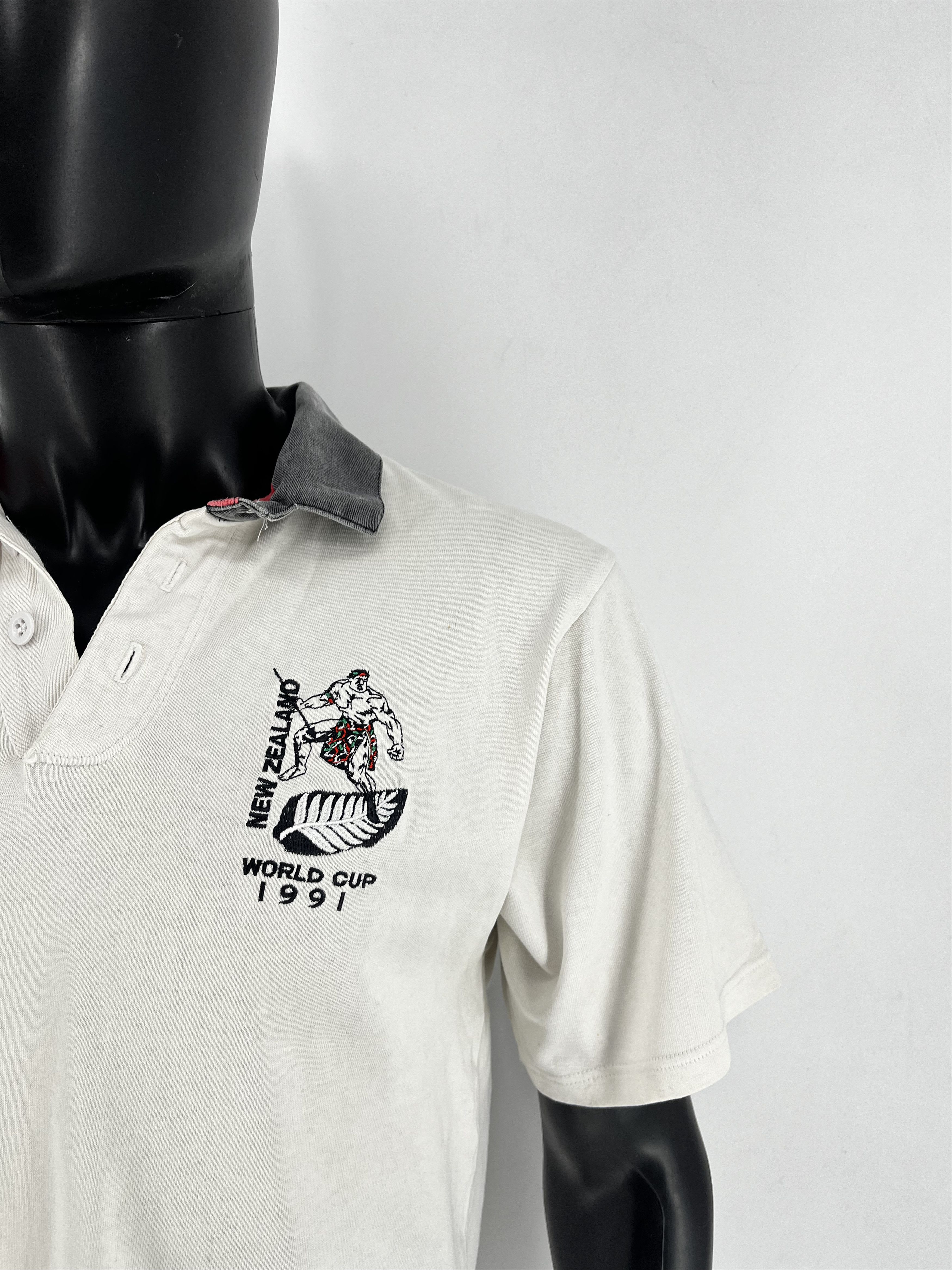 Umbro Umbro New Zealand Rugby Union World Cup 1991 Supporters Size US L / EU 52-54 / 3 - 7 Thumbnail