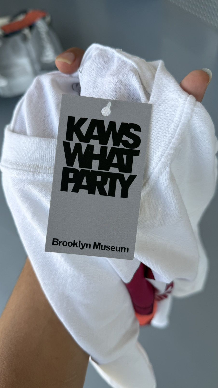 Kaws KAWS x Brooklyn Museum Tee (KAWS What Party) Size US S / EU 44-46 / 1 - 3 Thumbnail