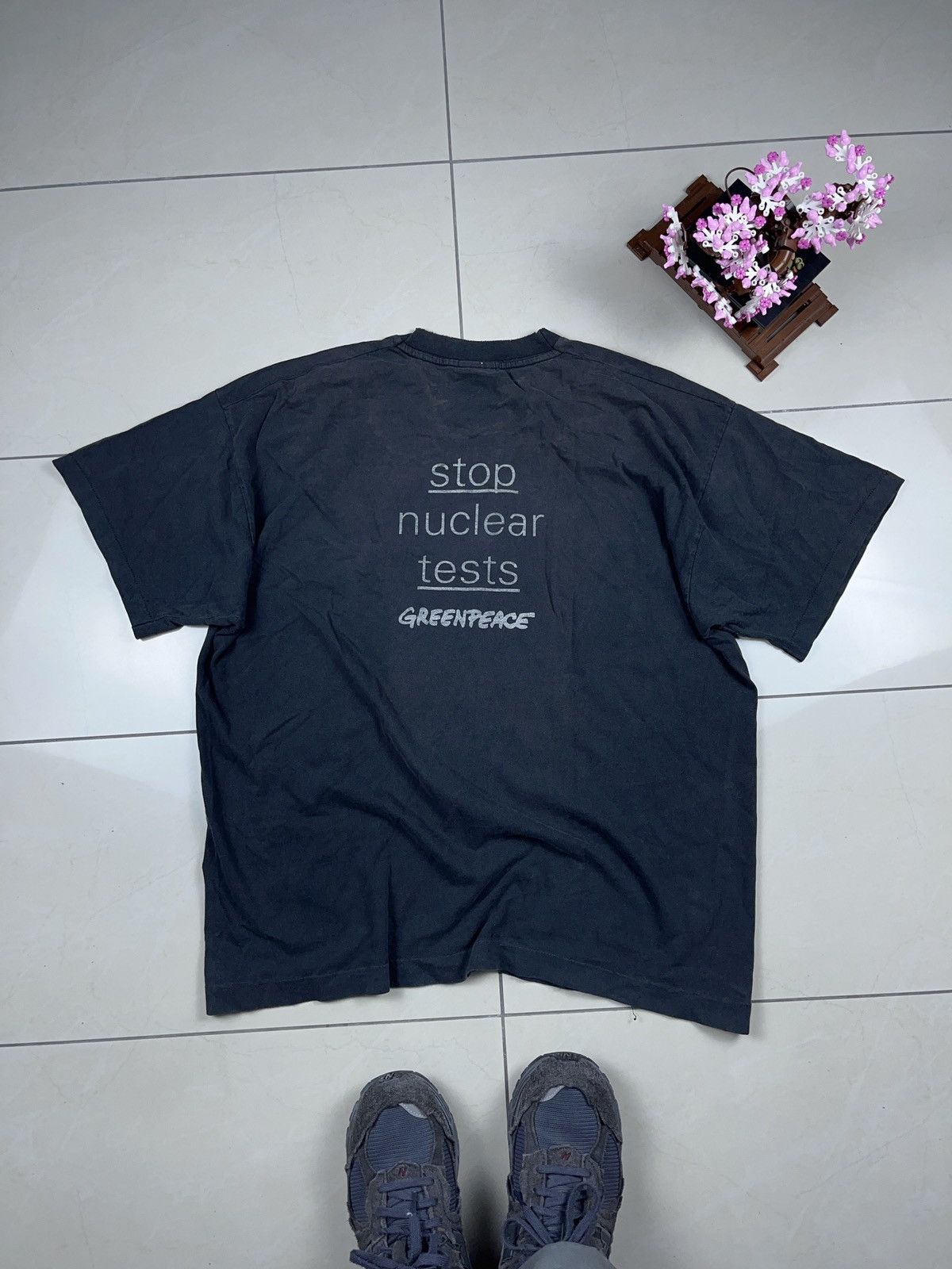 Vintage ➕ vintage 90s greenpeace rare distressed perfect fade tee Size US XL / EU 56 / 4 - 2 Thumbnail