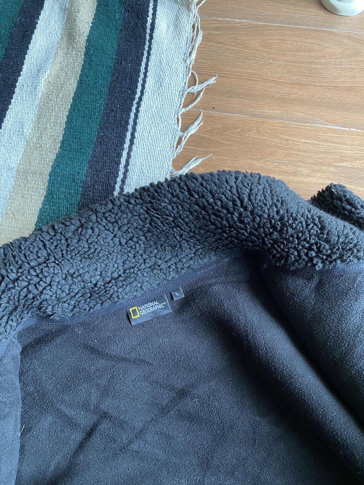 Japanese Brand National Geographic Black Fleece Jacket Full Zip Size L Size US L / EU 52-54 / 3 - 4 Thumbnail