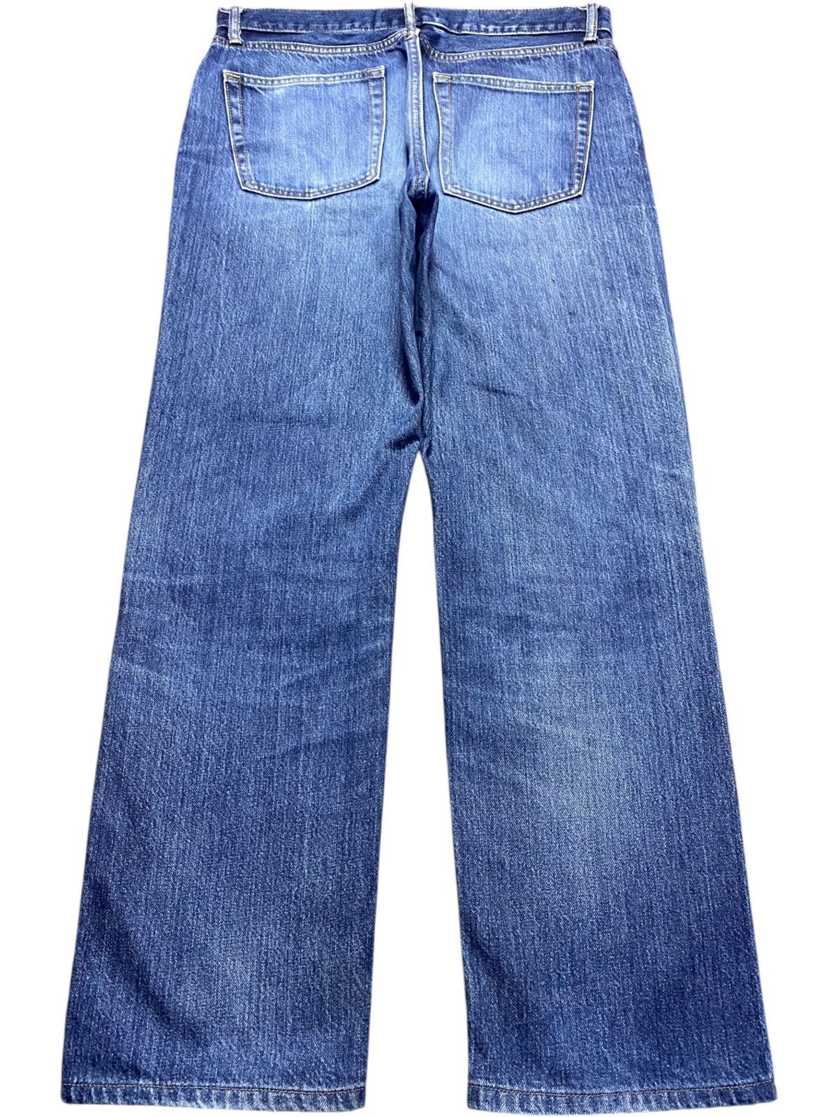 Japanese Brand Vintage Japanese Brands Uniqlo Faded Distressed Loose Jeans Size US 34 / EU 50 - 2 Thumbnail
