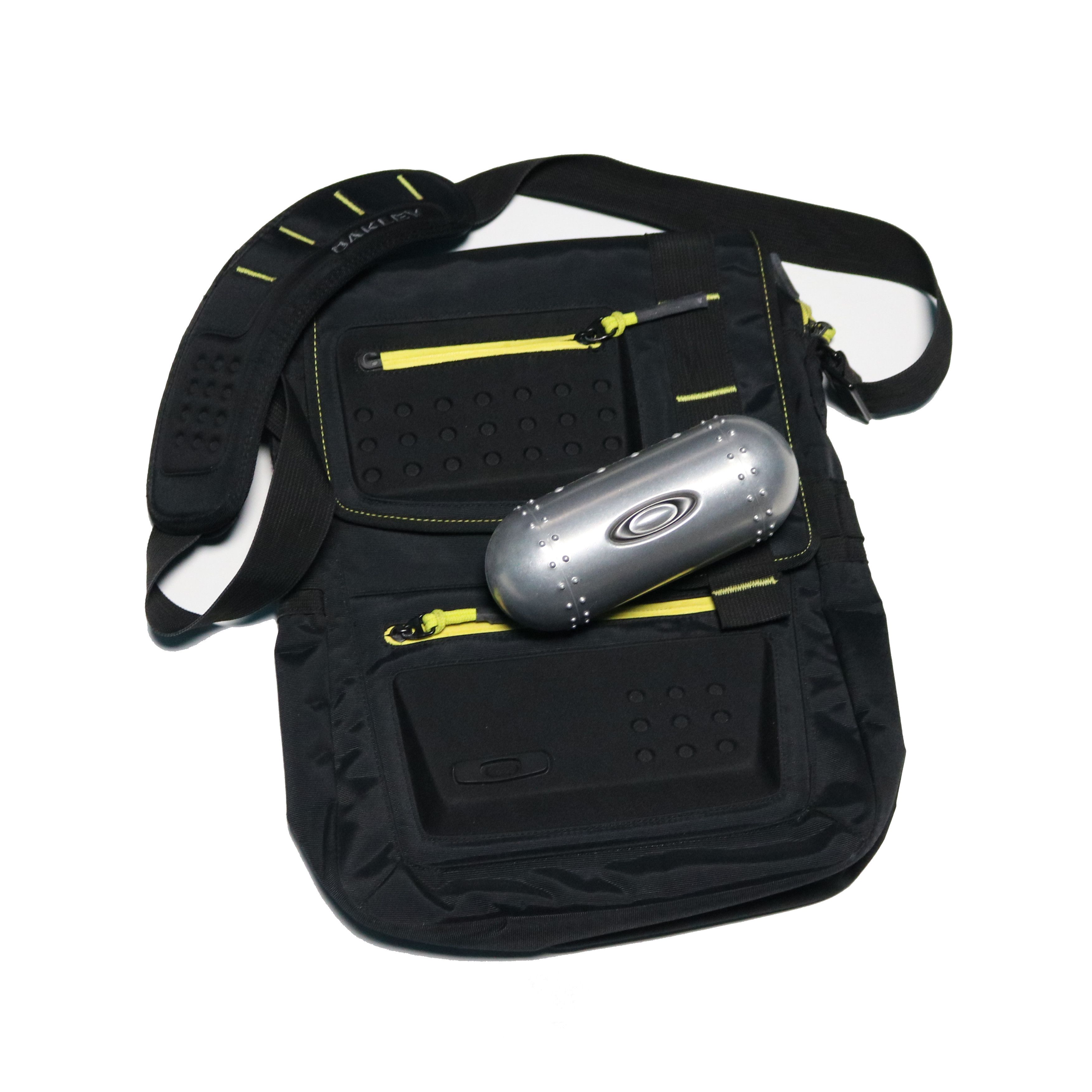 Oakley × Vintage 00s Oakley LapTop Software Messenger Bag | Grailed