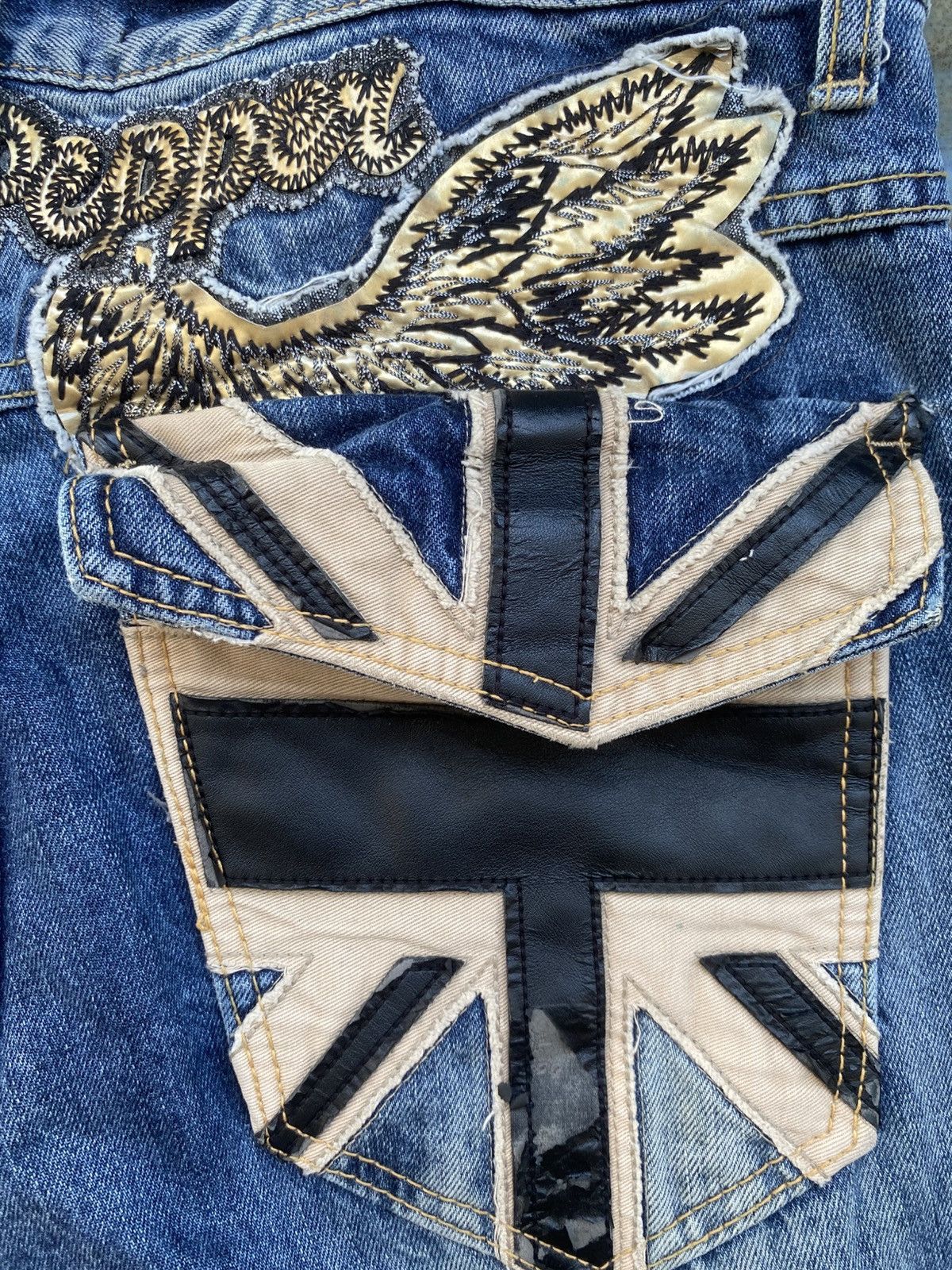 Japanese Brand Y2K Red Pepper Wing Motif Union Jack Denim Pants Size US 33 - 8 Thumbnail