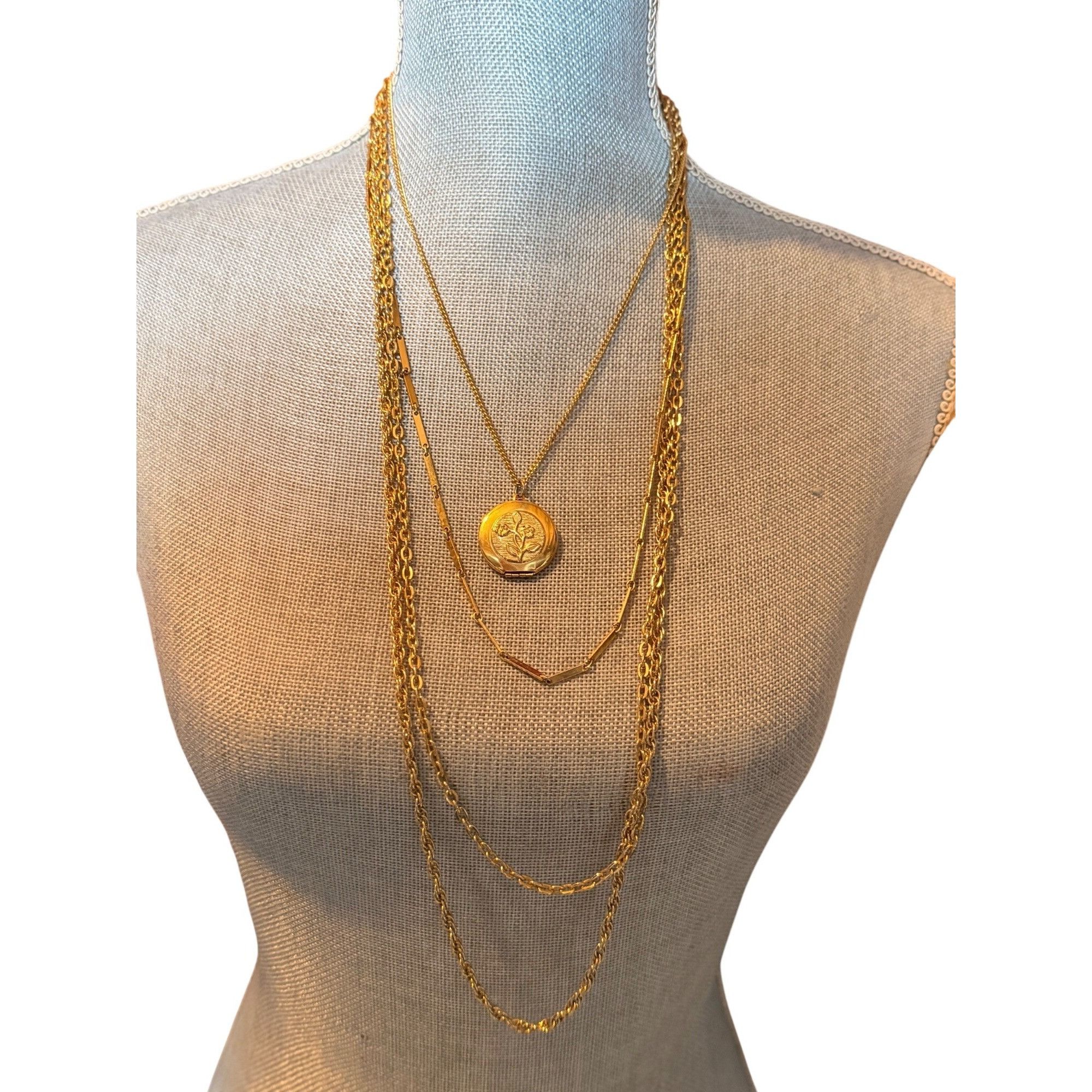 Other Locket pendant 4 tier necklace Gold Plated Multi-Layer Neckl Size ONE SIZE - 1 Thumbnail